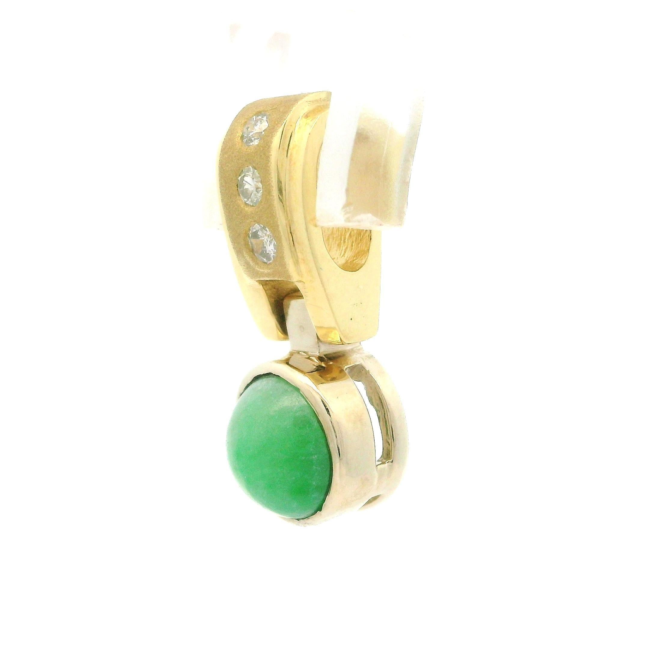 Cabochon 14k Yellow & White Gold Green Jade w/ 0.07ctw Diamond Dangle Drop Pendant For Sale