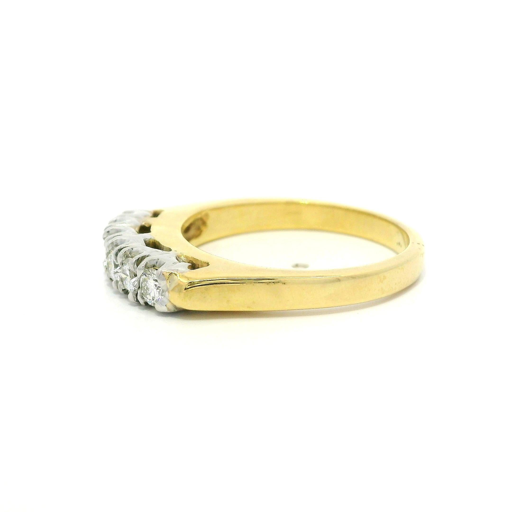 Anello impilabile in oro giallo e bianco 14k di alta qualità con diamanti a pavé da 0,50 ct. in vendita 2