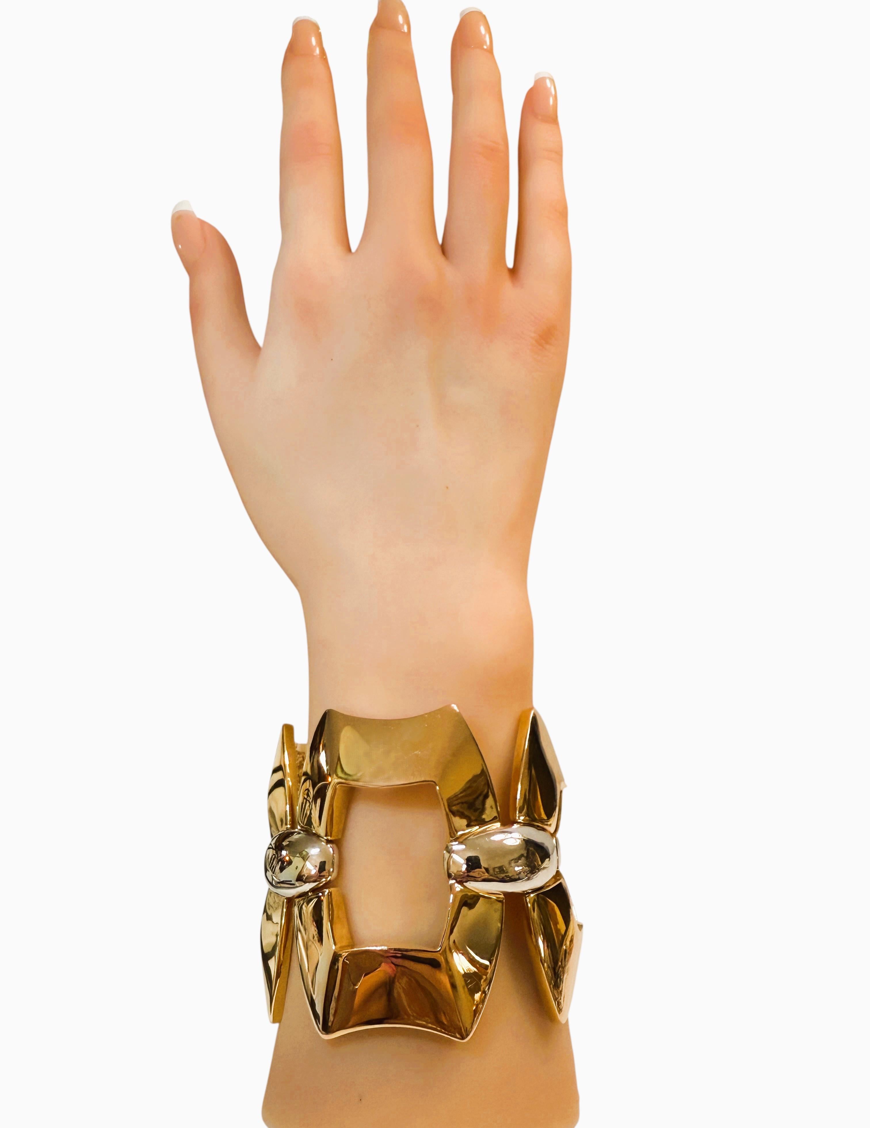 Pulsera italiana entrelazada de oro amarillo y blanco de 14 quilates 36,28 gramos - 7,25 pulgadas en venta 3