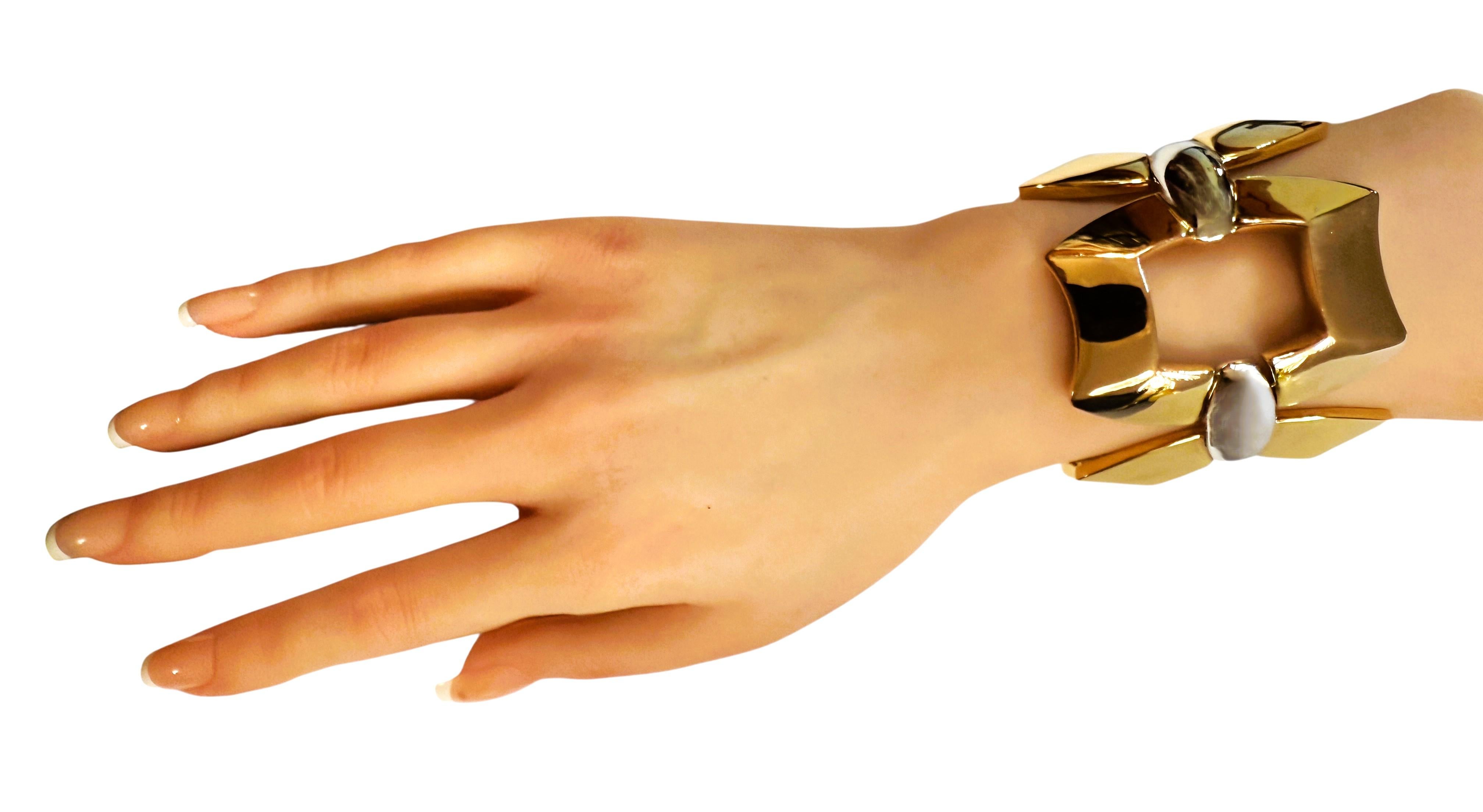 Pulsera italiana entrelazada de oro amarillo y blanco de 14 quilates 36,28 gramos - 7,25 pulgadas en venta 4