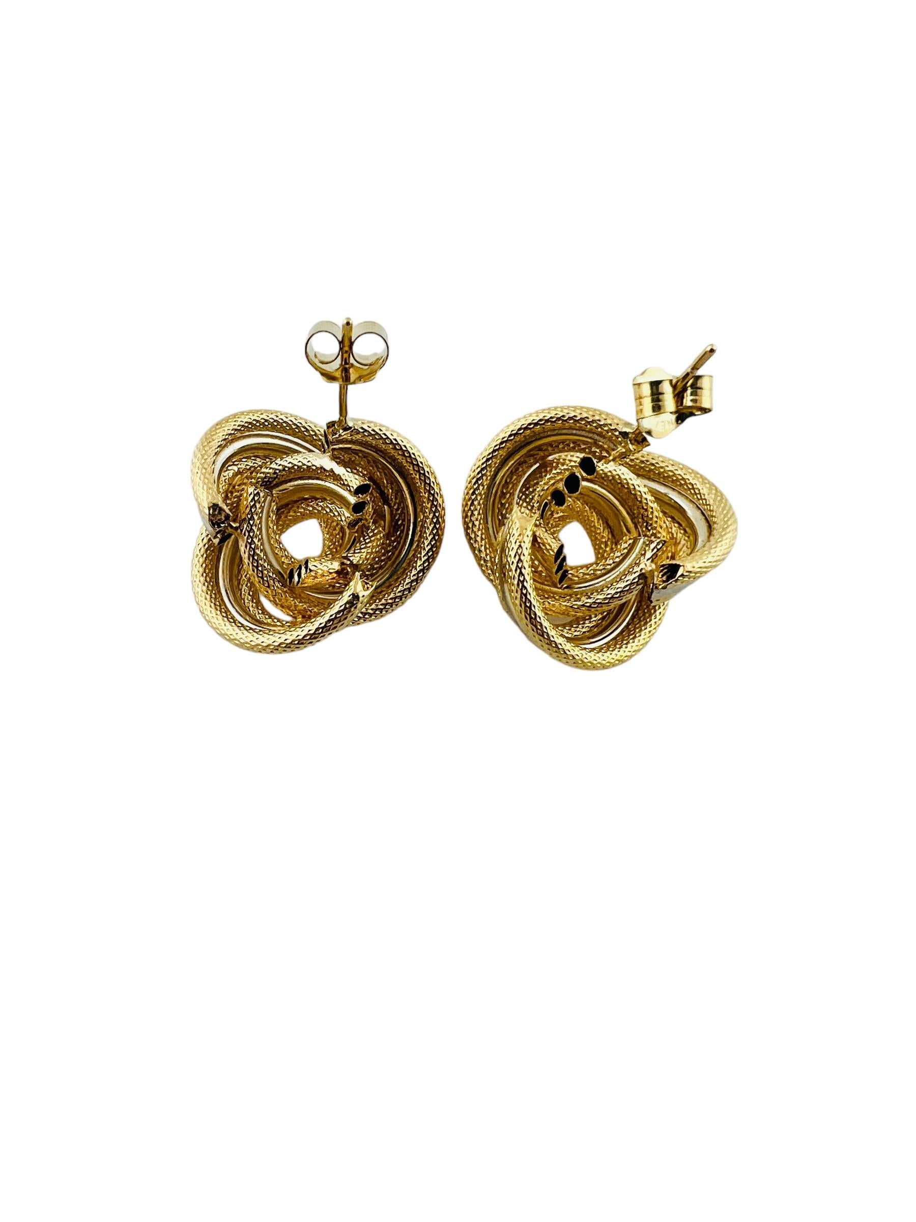 14K Yellow & White Gold Two Tone Knot Earrings #15935 In Good Condition For Sale In Washington Depot, CT