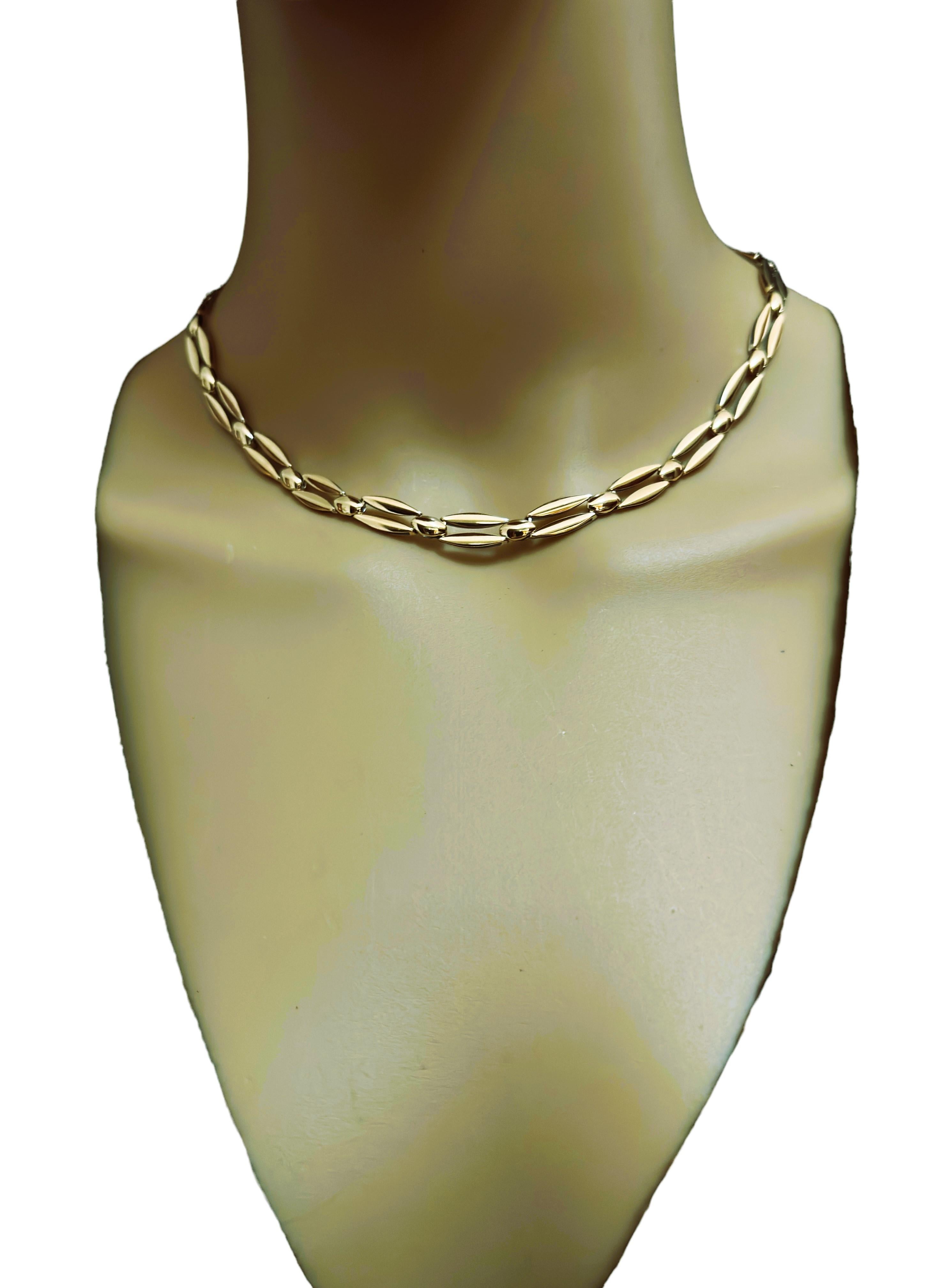 14k Yellow & White Gold Two-Tone Reversible Italian Unoaerre Necklace  In Excellent Condition For Sale In Eagan, MN