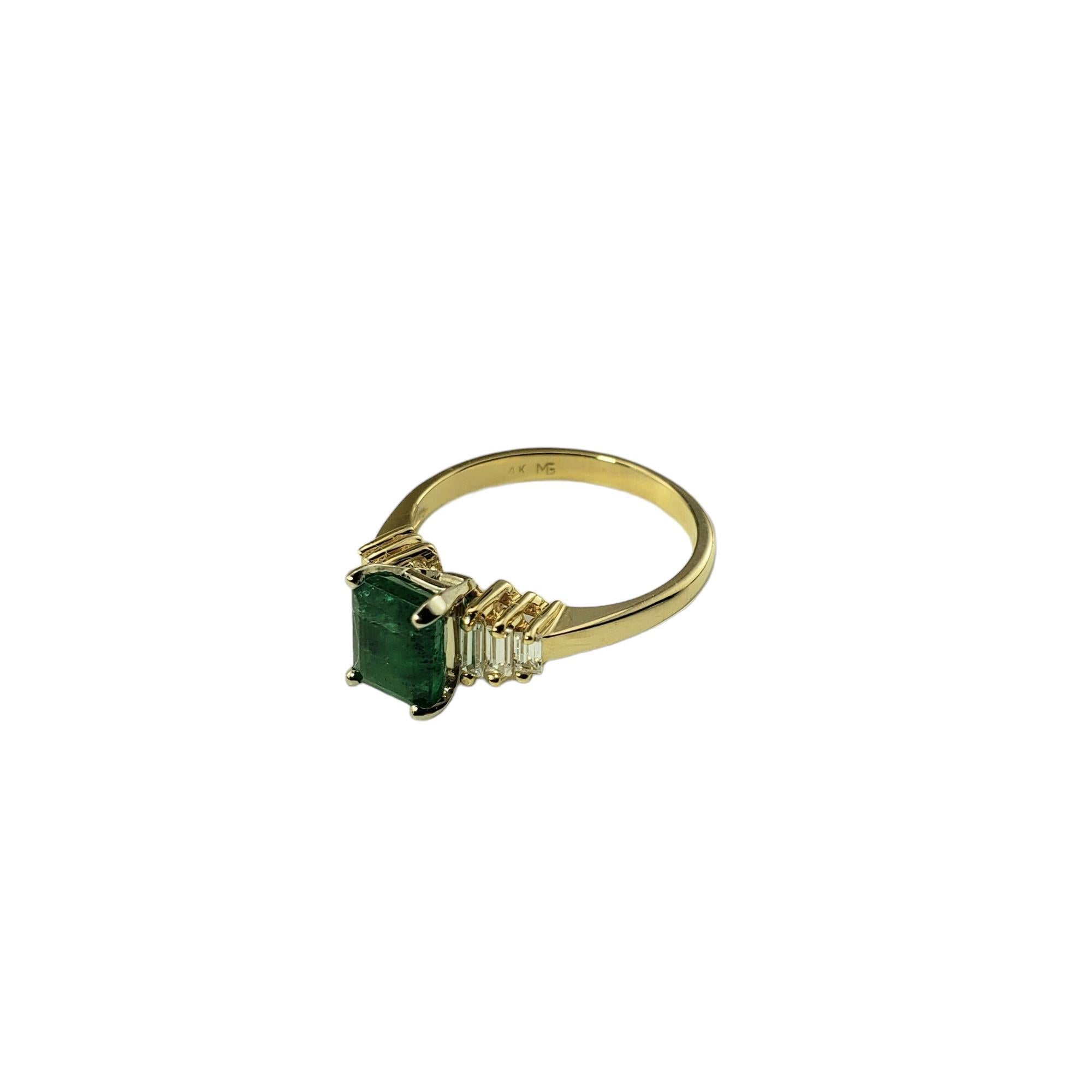 14 Karat Yellow Gold Lab Created Emerald and Cubic Zirconia Ring Size 5.75 JAGi Certified-

This elegant ring features one lab created emerald (6.8 mm x 5.2 mm) and six emerald cut cubic zirconias set in 14K yellow gold.

Emerald weight:  .89