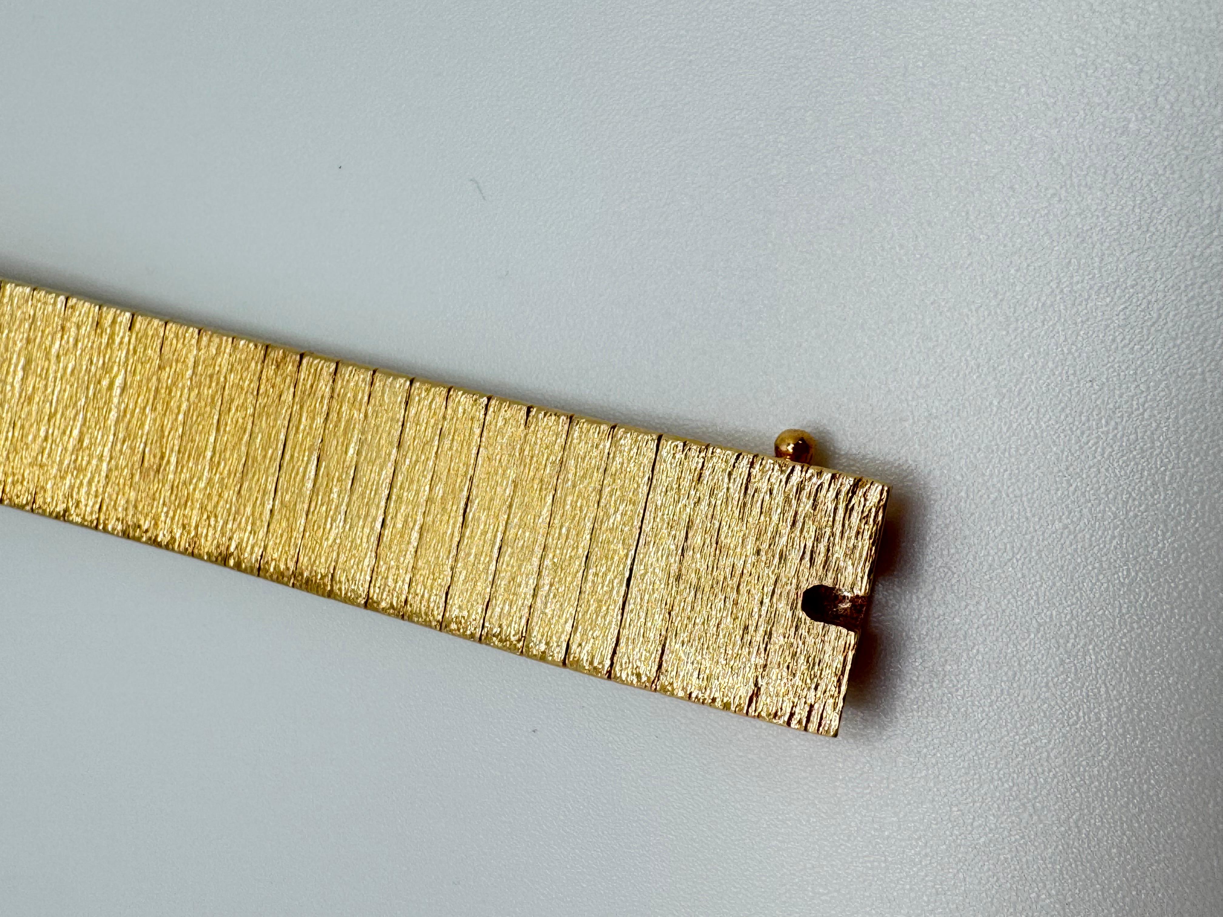 14K YG Vintage Baume & Mercier Watch en vente 3