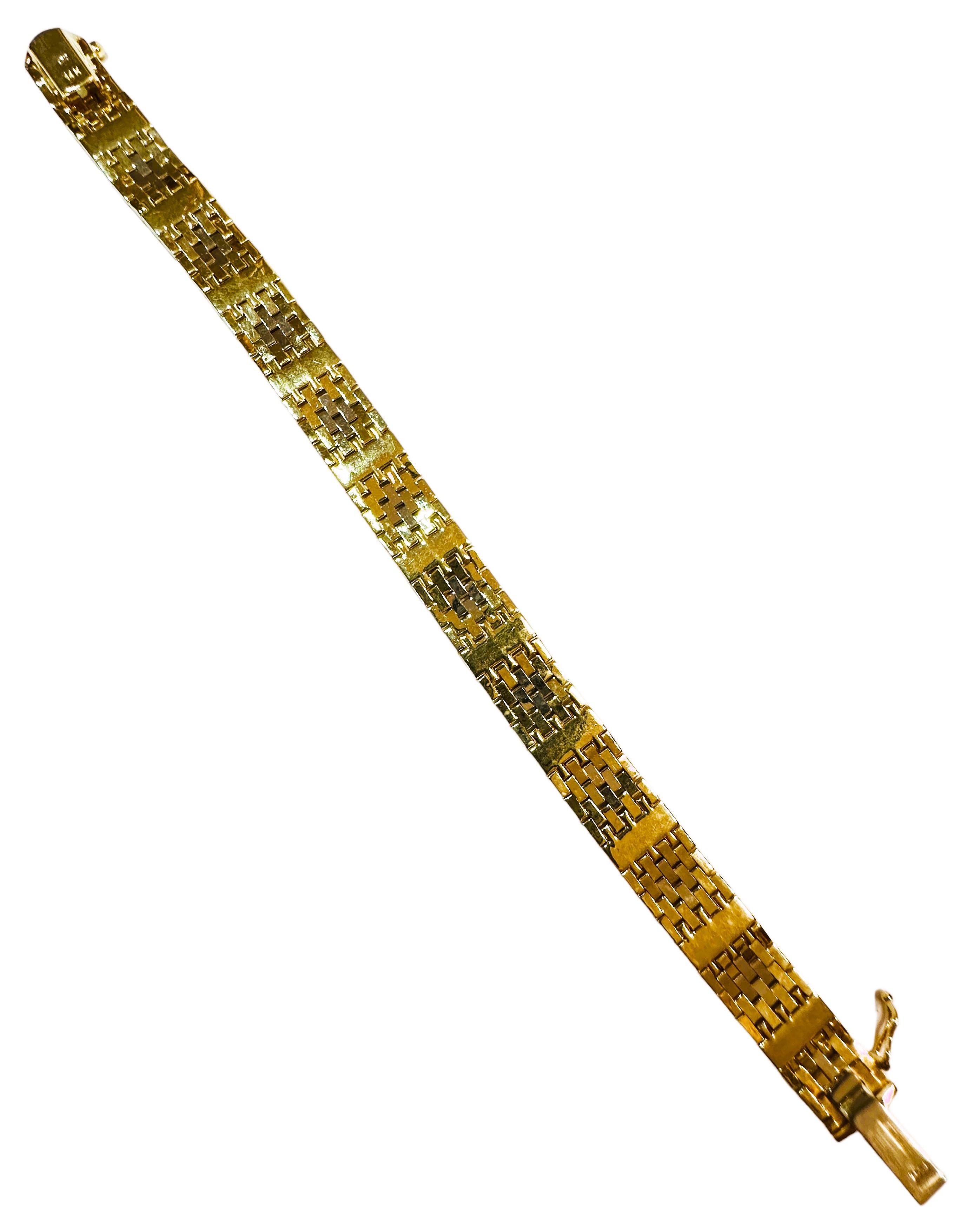14k Y Gold Modernes italienisches Gliederarmband mit Scharnier und Kreuzdesign 21,48 Gramm im Zustand „Hervorragend“ im Angebot in Eagan, MN