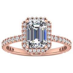 14Karat Rose Emerald Diamond with Halo Pavé 2 Carat Center '2.4 Carat' I VS1 GIA