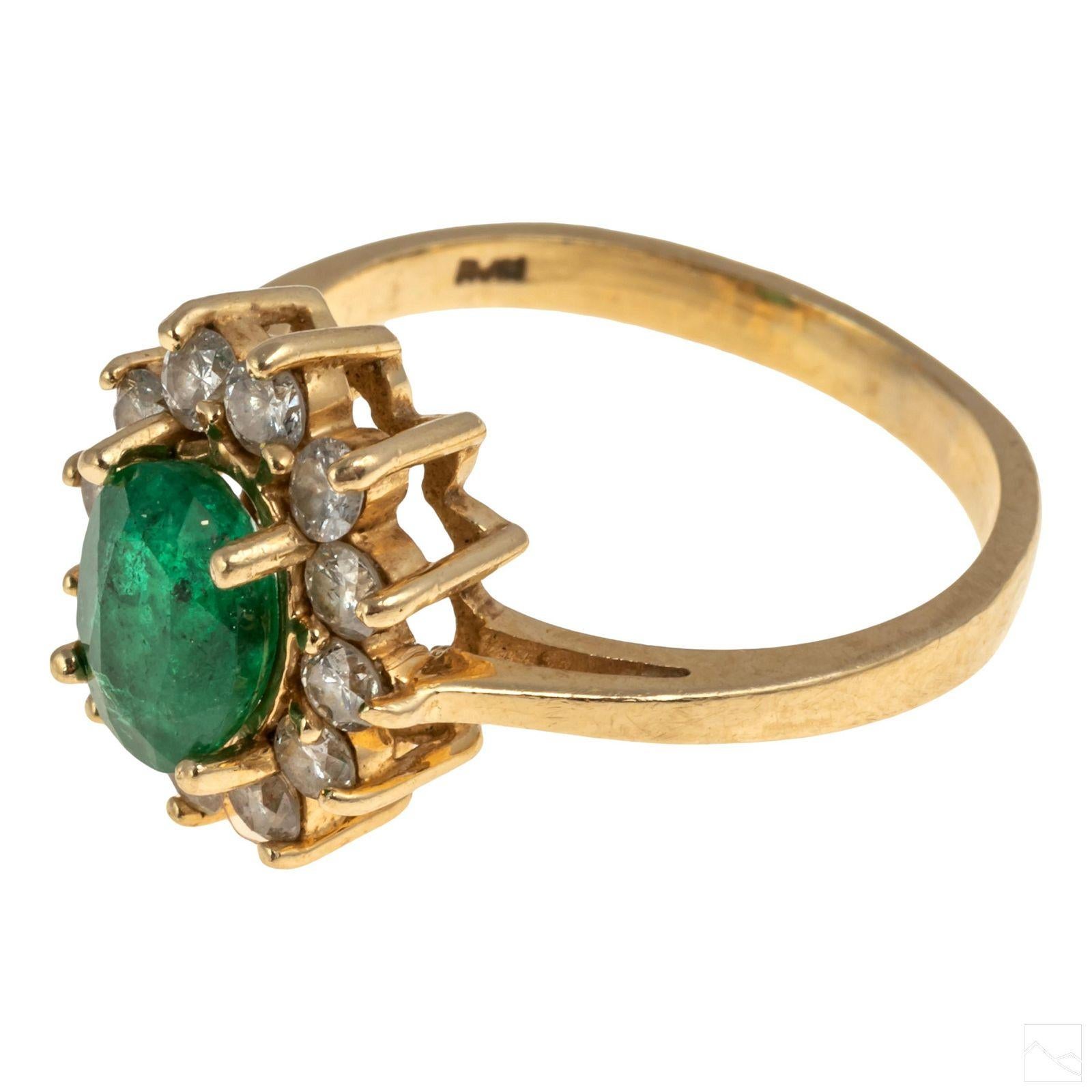 Modern Princess Diana Syle 14kg Emerald and Diamond Cocktail Ring For Sale