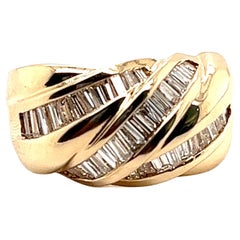Anello con diamante baguette incastonato a tre file da 1,75 carati 14kt