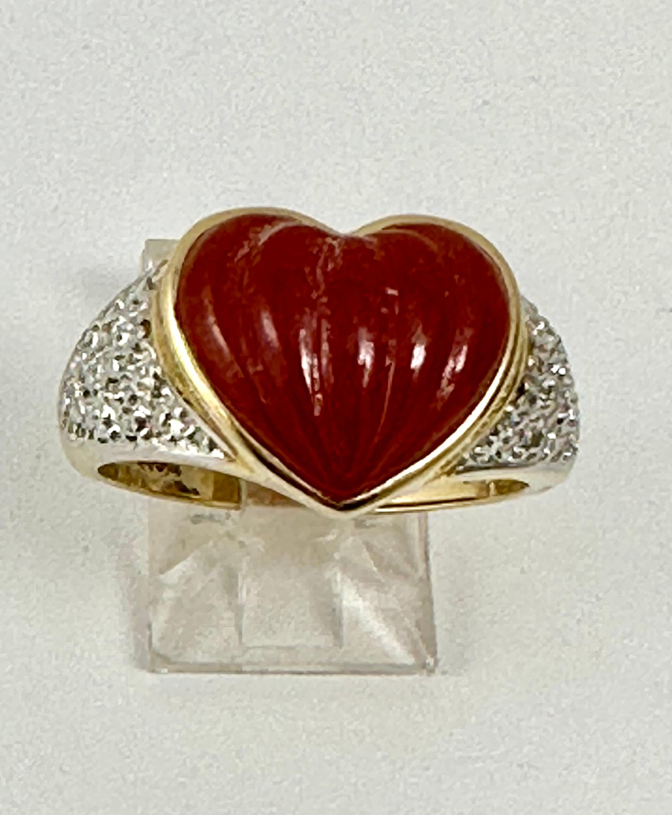 14kt 2 Tone  Yellow White Gold 13mm Wide Jade Heart Ring Size 9 1/2 For Sale