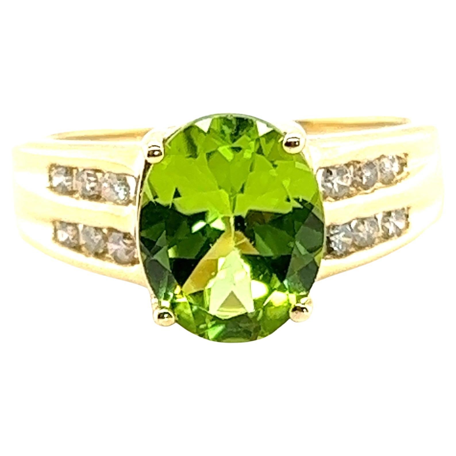 14kt 2.44Ct Peridot and Diamond Ring  For Sale