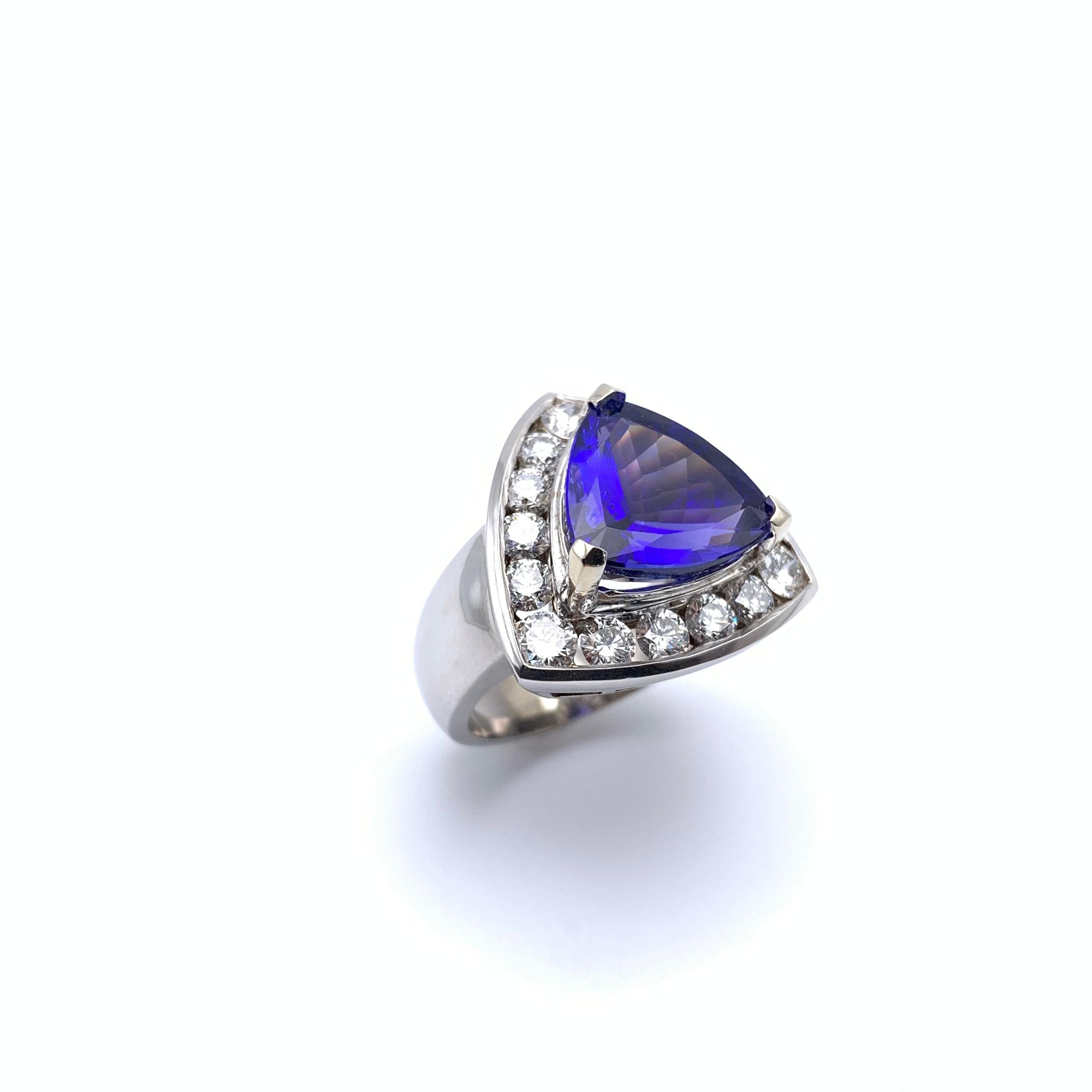 14KT 7.63 CT Trillion Tanzanite and Diamond Halo Ring For Sale 1
