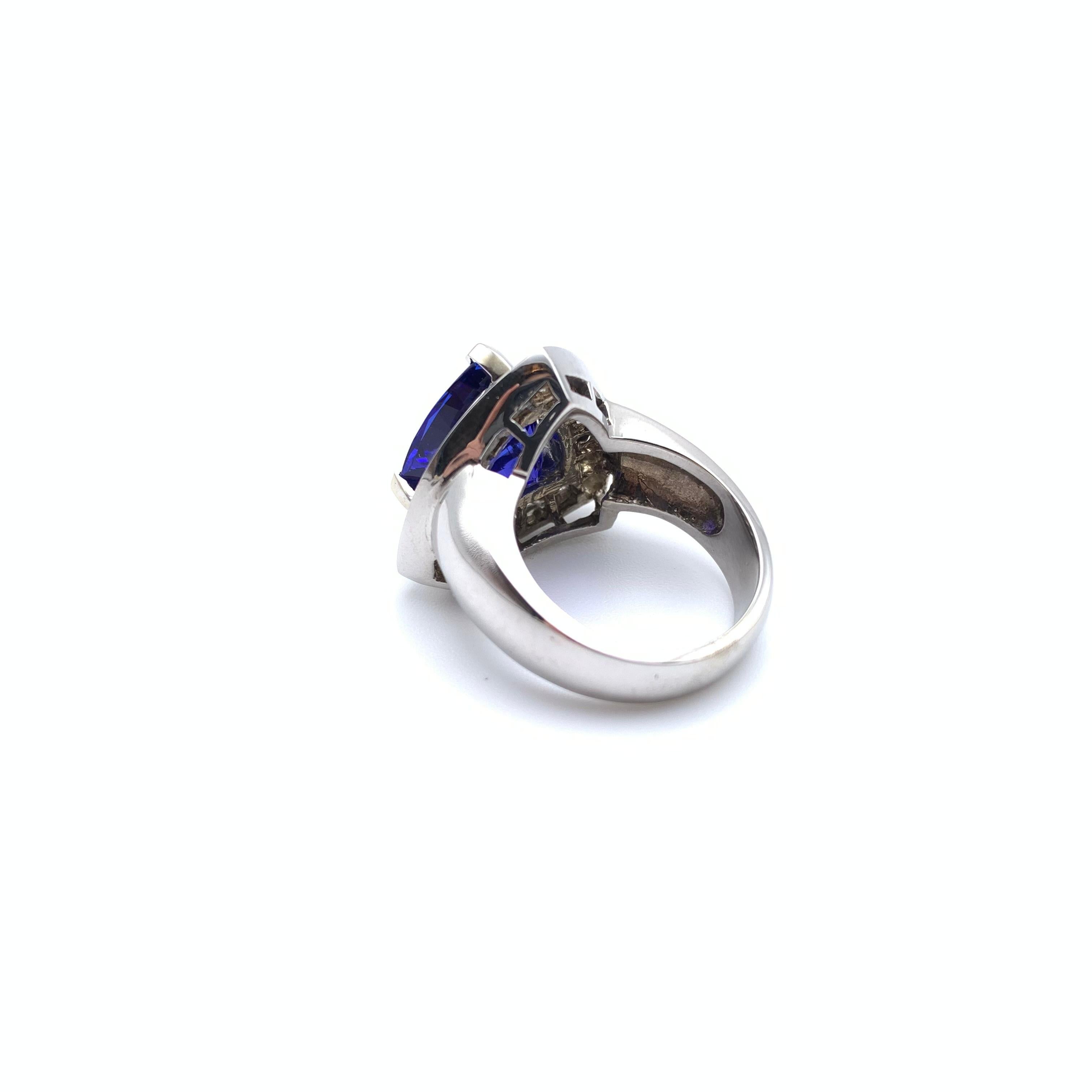 14KT 7.63 CT Trillion Tanzanite and Diamond Halo Ring For Sale 3