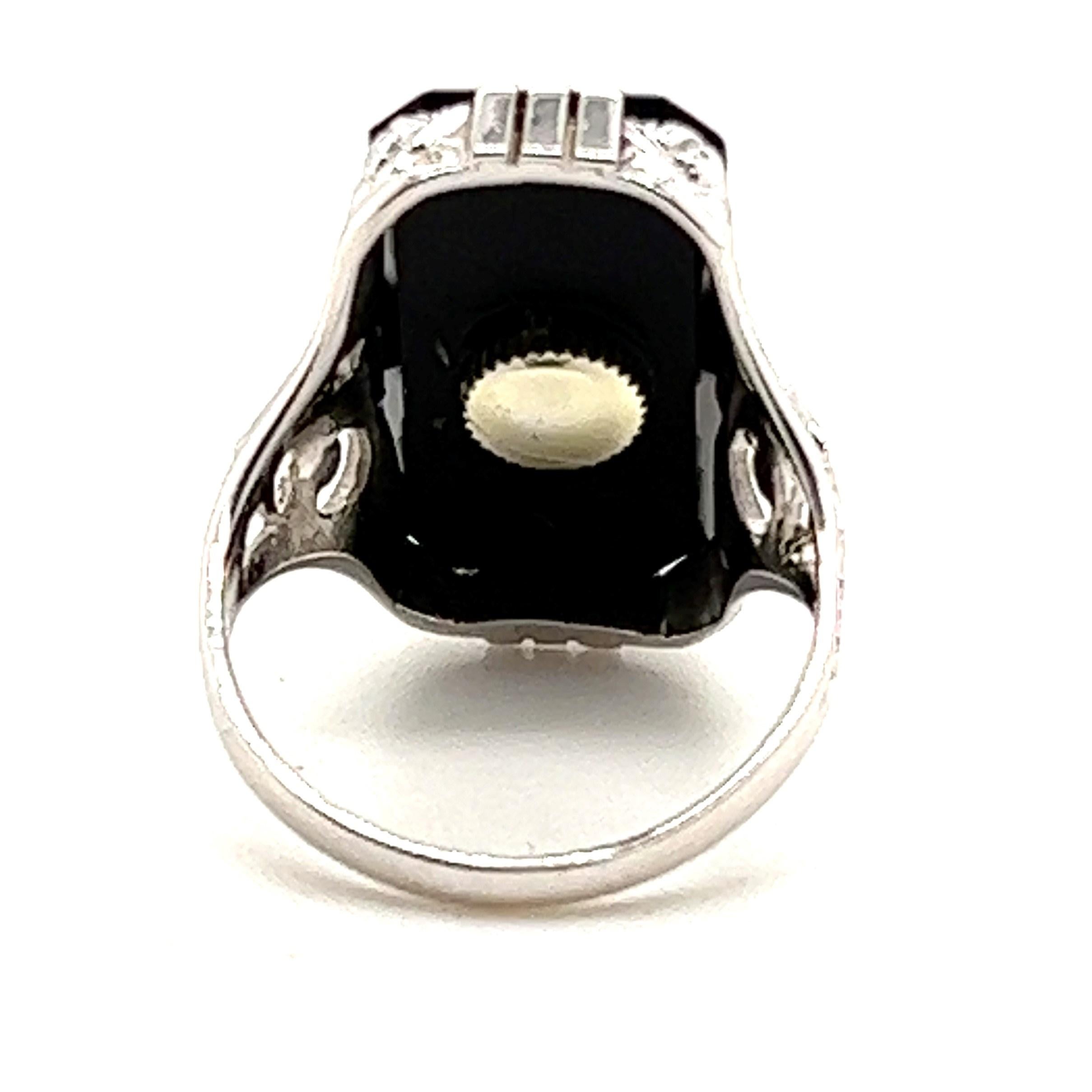 14kt Art déco Flapper-Ring, schwarzer Onyx und Diamant im Zustand „Gut“ in Towson, MD