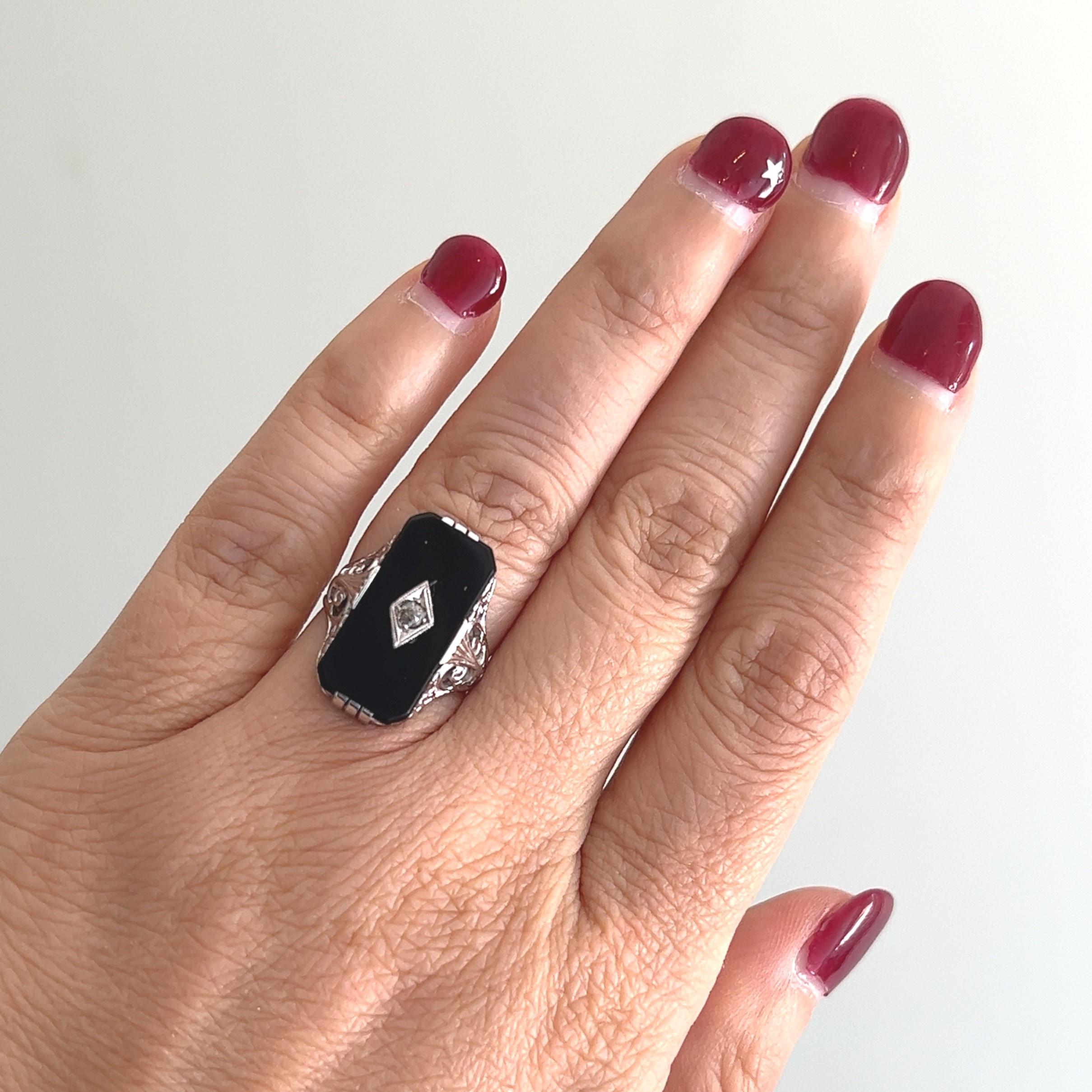 14kt Art déco Flapper-Ring, schwarzer Onyx und Diamant für Damen oder Herren