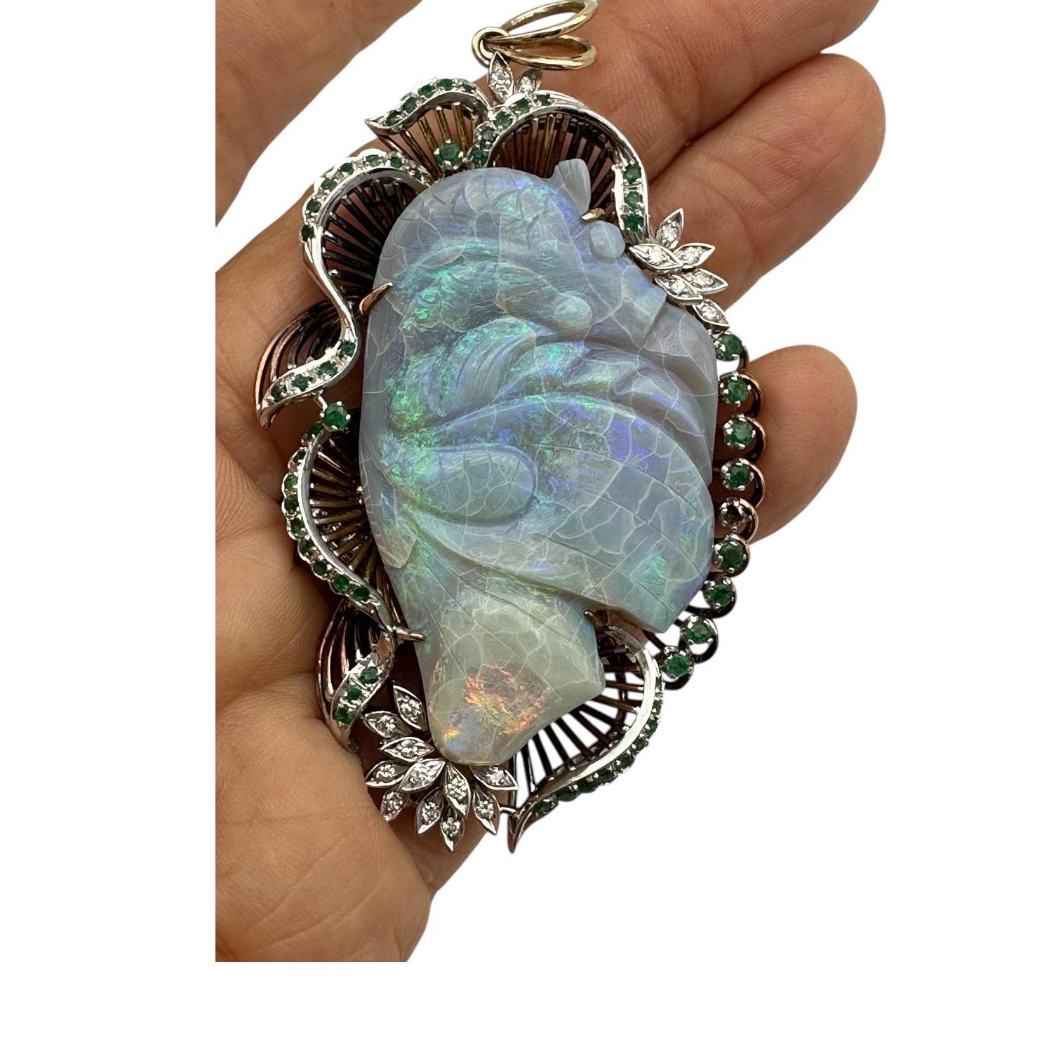 Ciondolo con smeraldo e diamante in 14Kt Black Opal Koi-Fish Carved 3-1/2