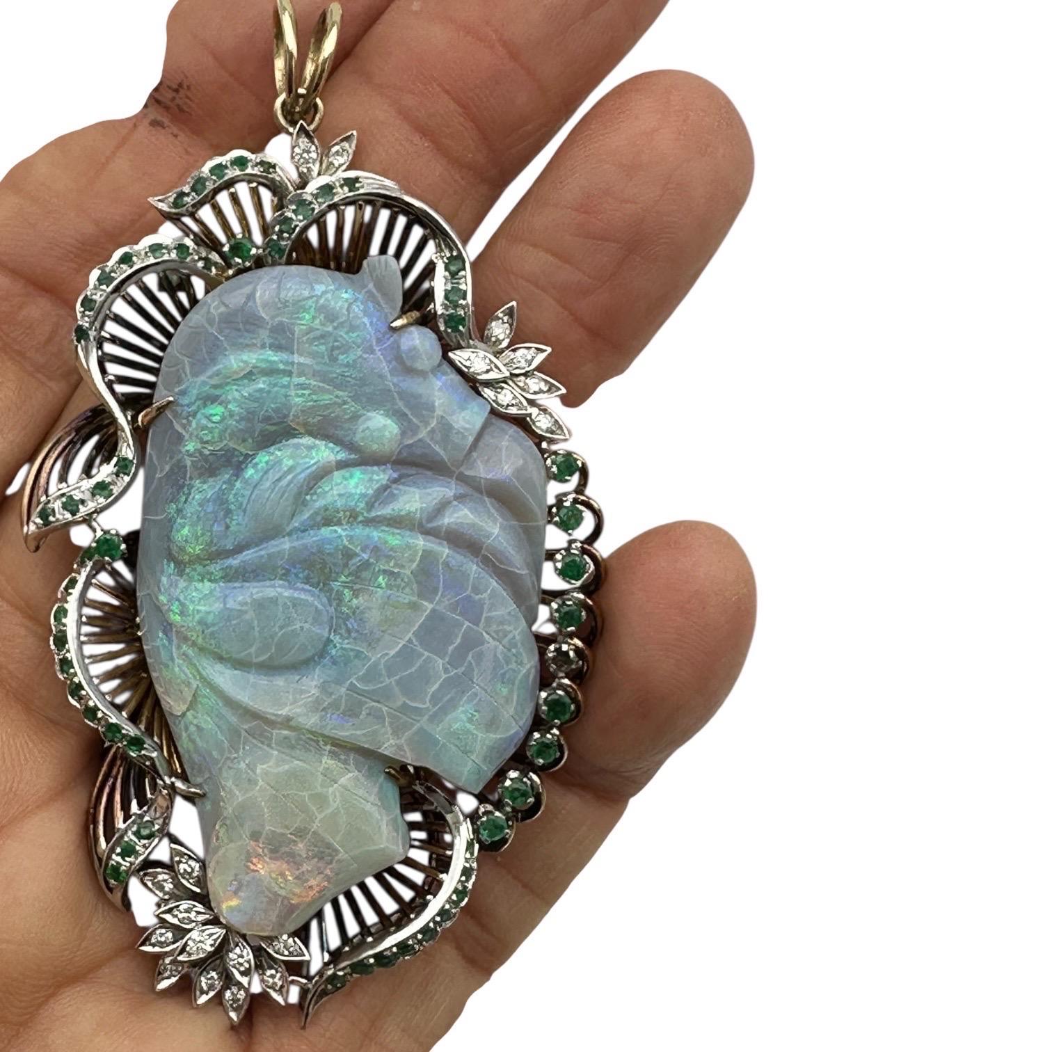 da uomo o donna Ciondolo con smeraldo e diamante in 14Kt Black Opal Koi-Fish Carved 3-1/2