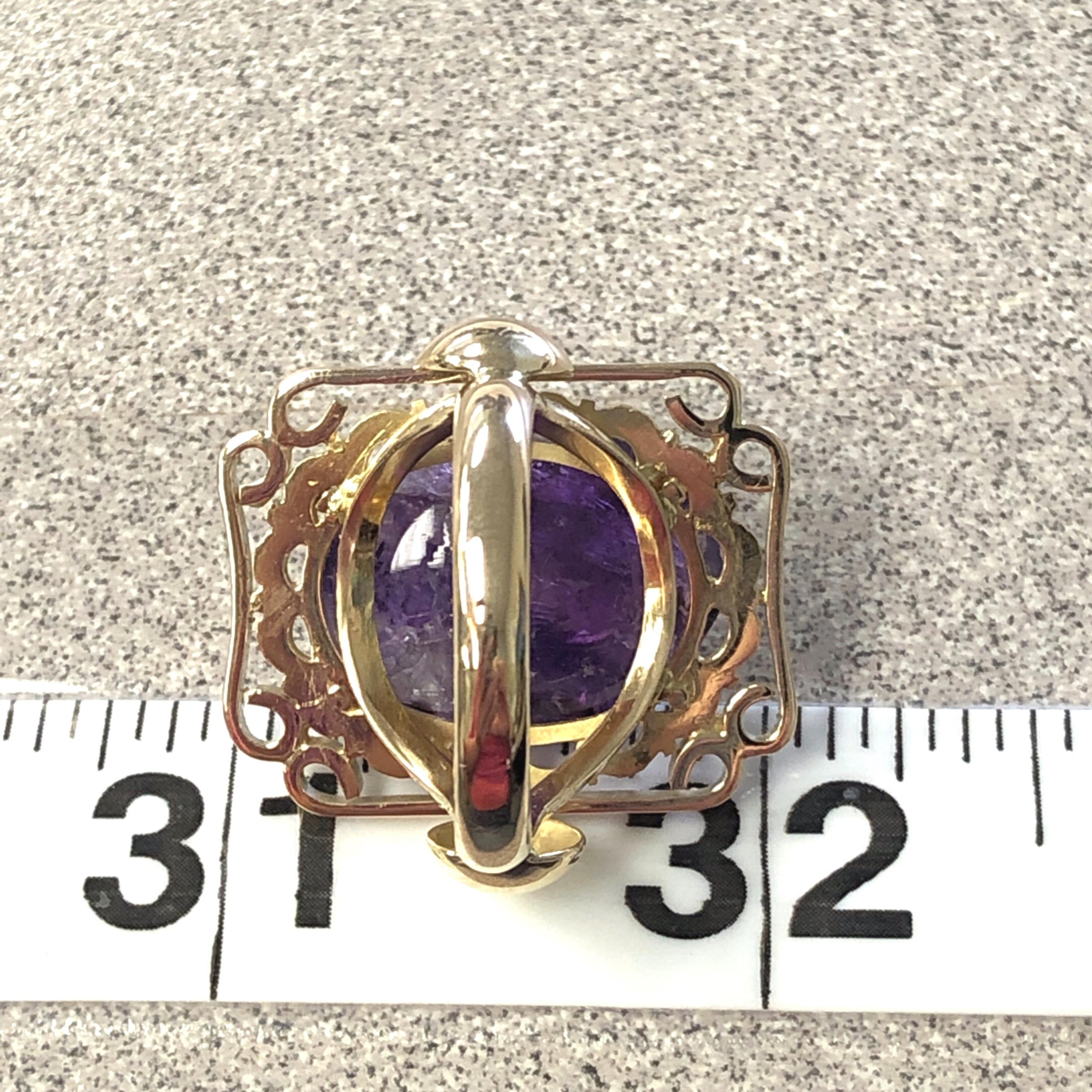 14kt circa 1960's Carved Amethyst Ring In Good Condition In Towson, MD