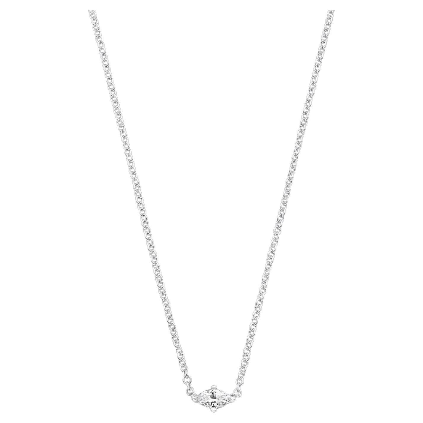 Collana di diamanti fluttuanti con diamanti marquise da 0,55 carati in 14Kt VS2-H. in vendita