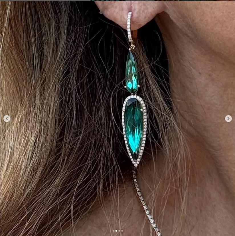 Contemporaneo Orecchino in 14kt, diamanti e tormalina in vendita