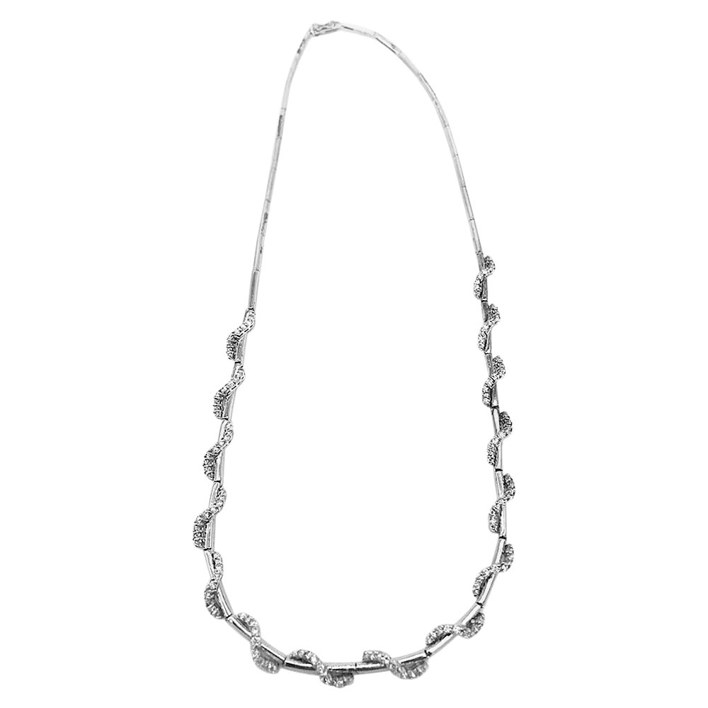 14kt Diamant Choker Omega Halskette 4,00 Karat Weißgold im Angebot