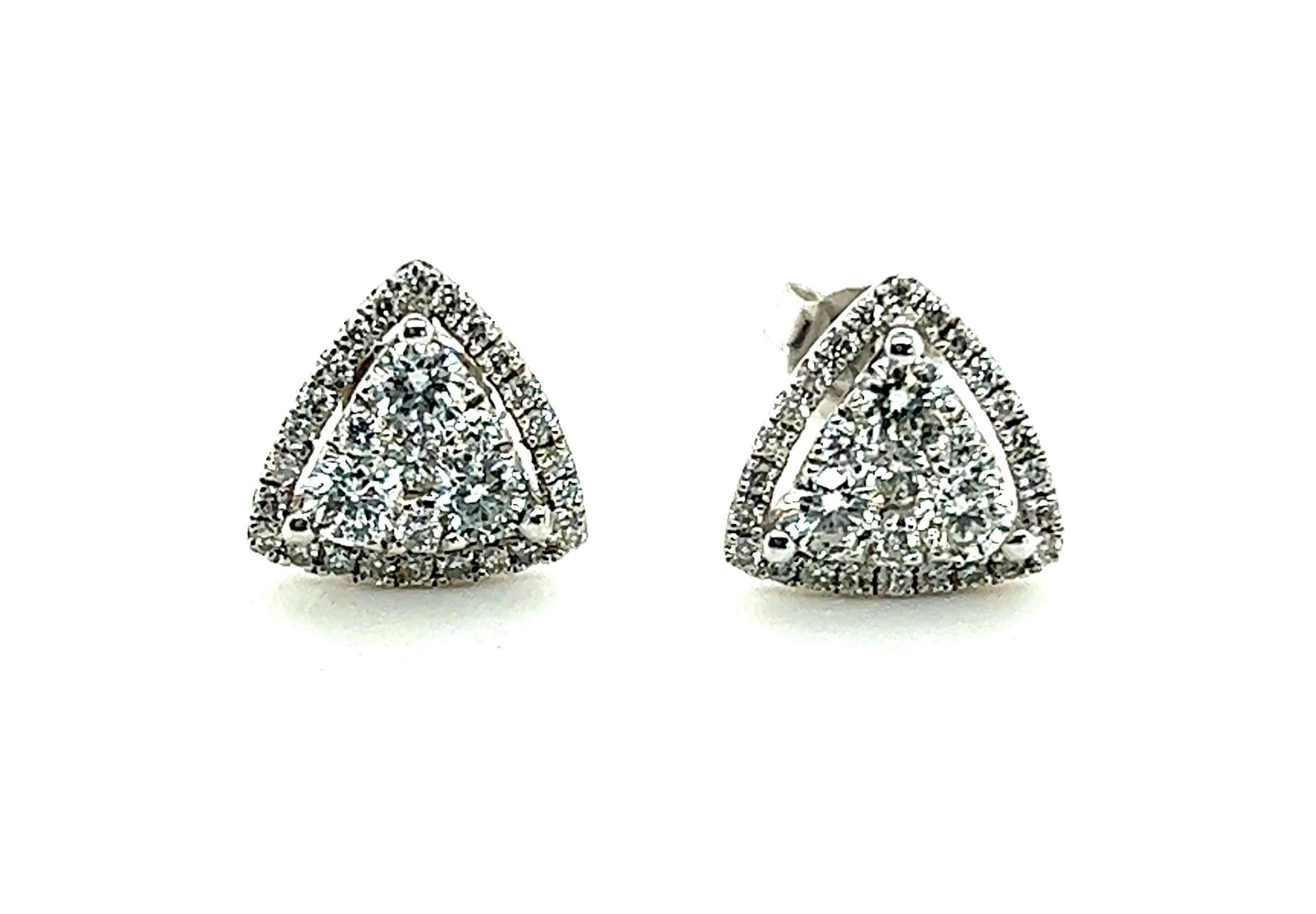 14kt Diamond Fashion Earrings with Diamond lab Report  In Good Condition For Sale In Towson, MD
