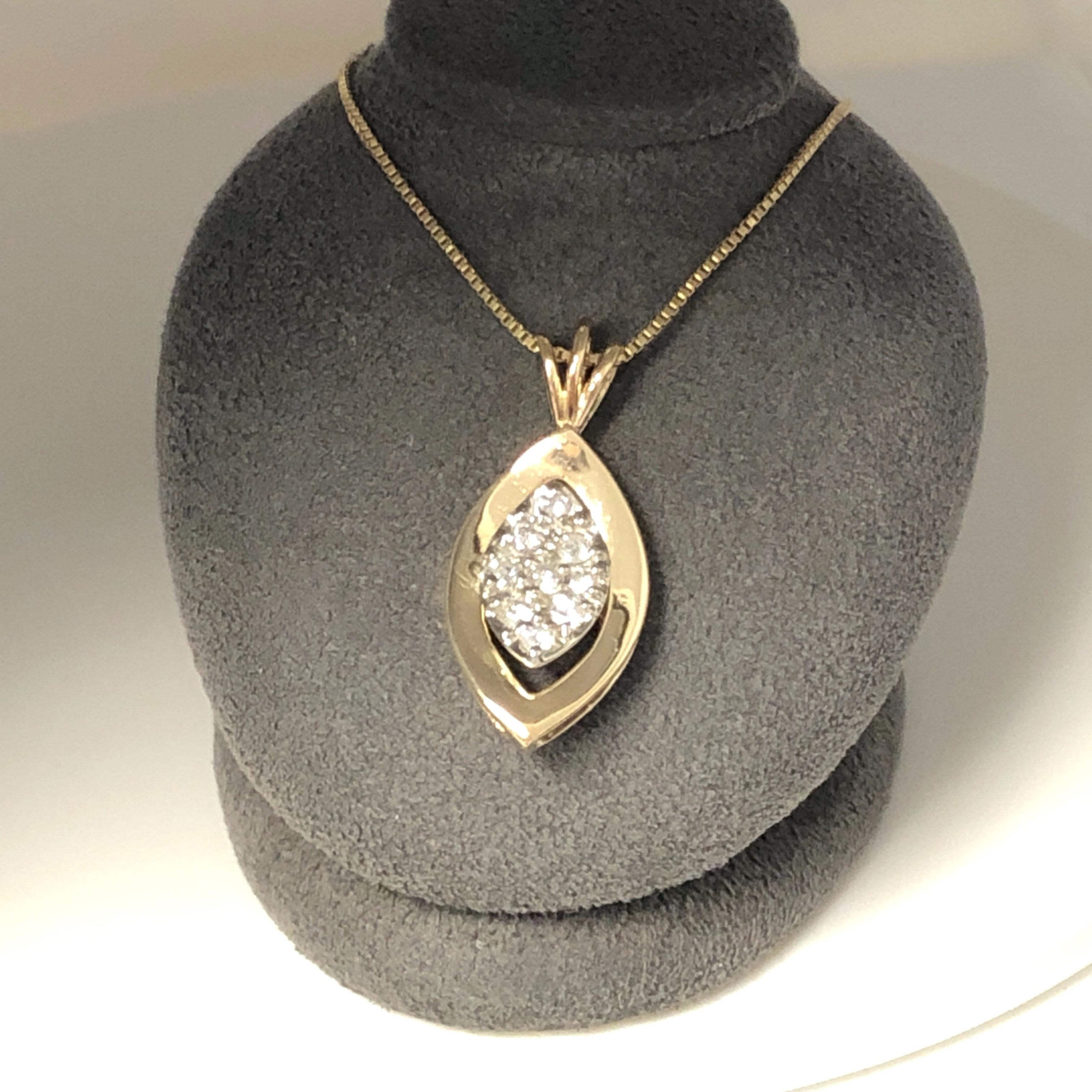 14 Karat Gold .50 Carat Diamond Pendant In Good Condition In Towson, MD