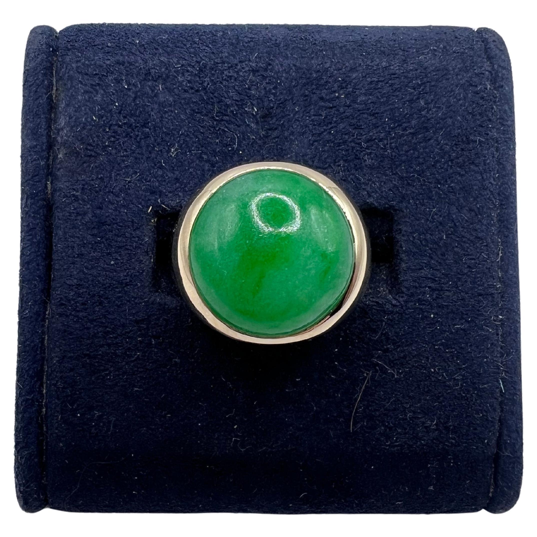 14kt Gold and Apple Jade Ring (Size 7)