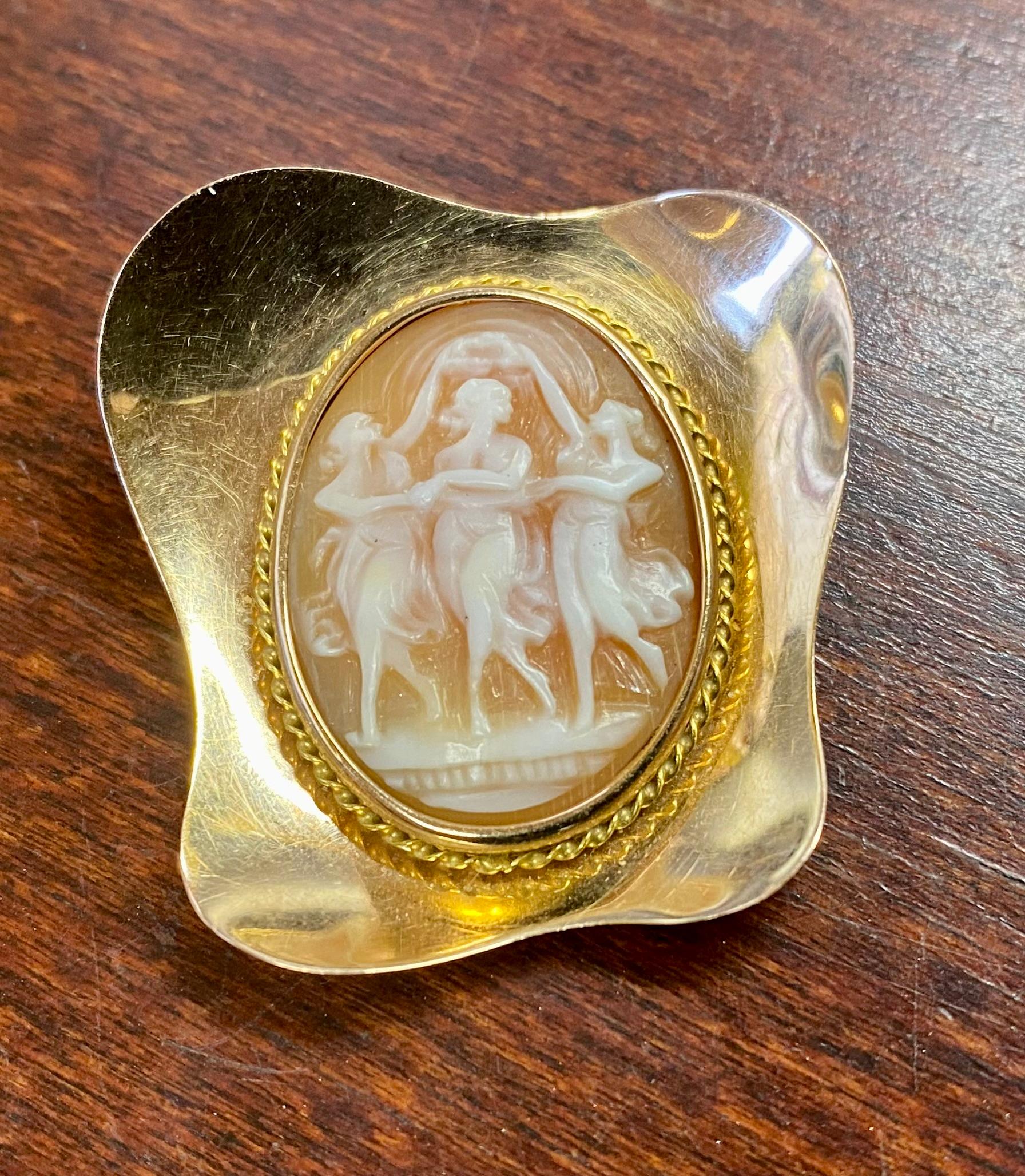Victorian 14kt Gold and Cameo Pendant/Brooch 1953 For Sale