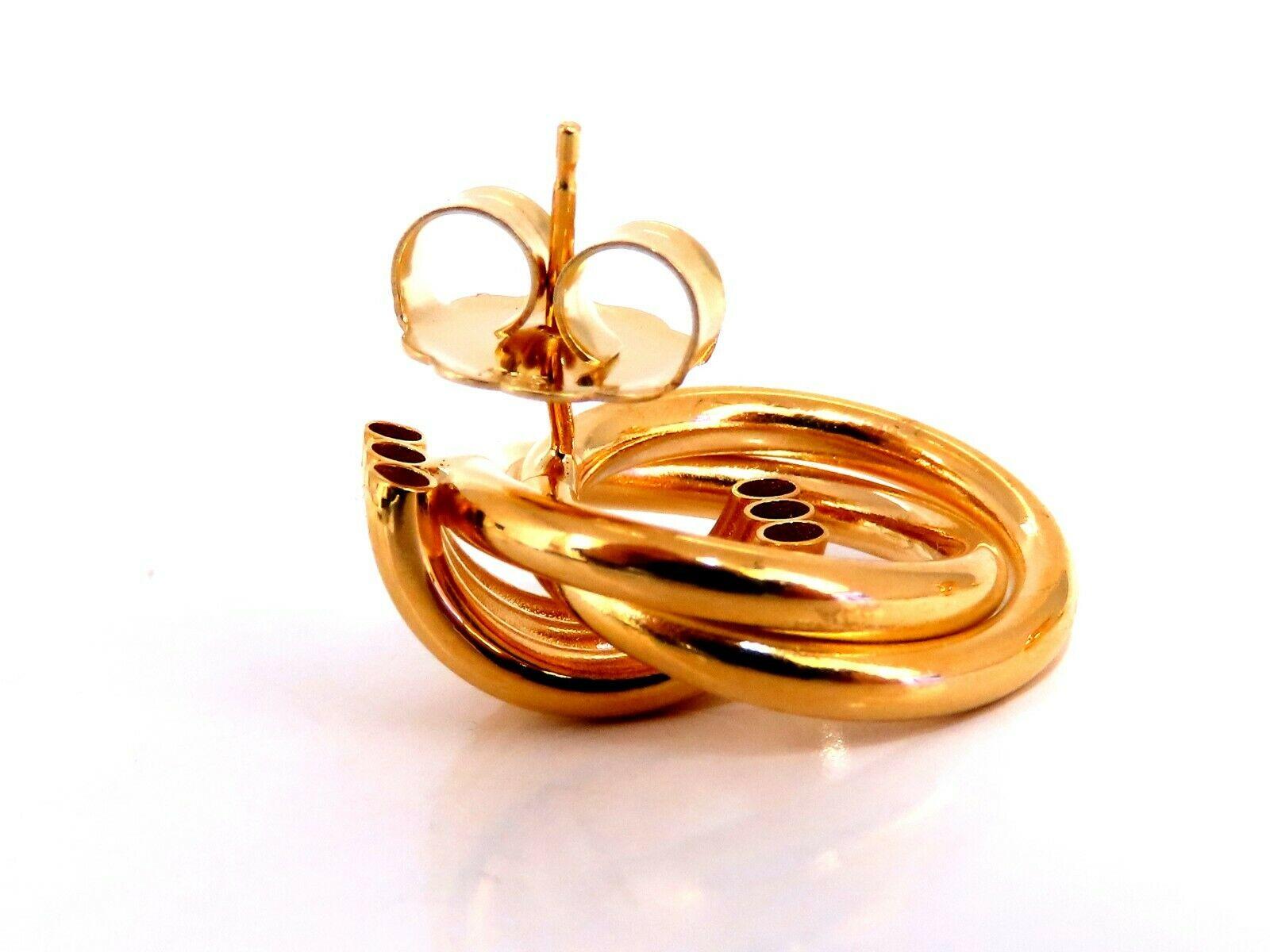 14kt Gold Circular Tube Earrings Knocker Classic In New Condition For Sale In New York, NY
