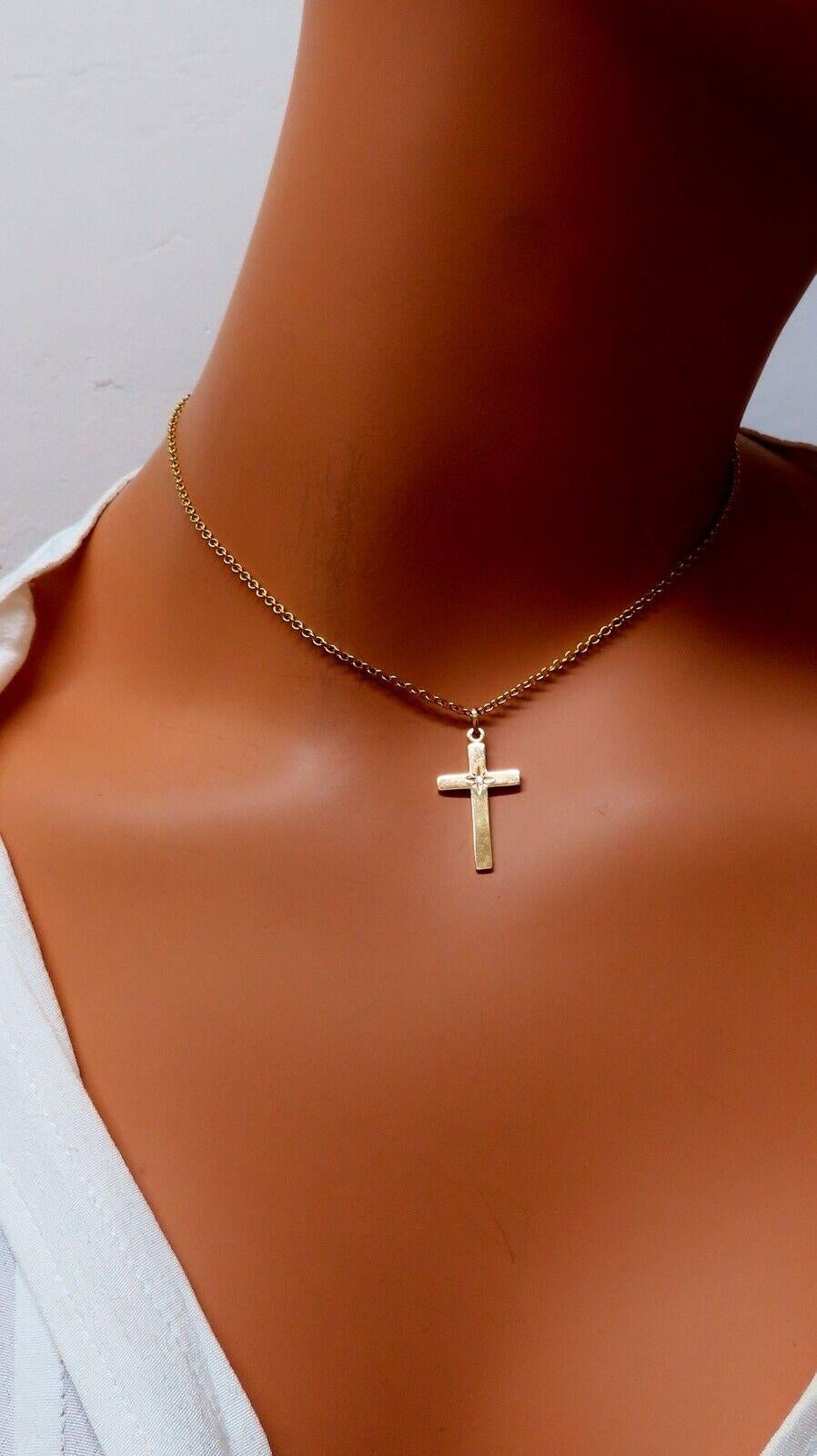 Women's or Men's 14kt Gold Cross Diamond Pendant 14kt For Sale