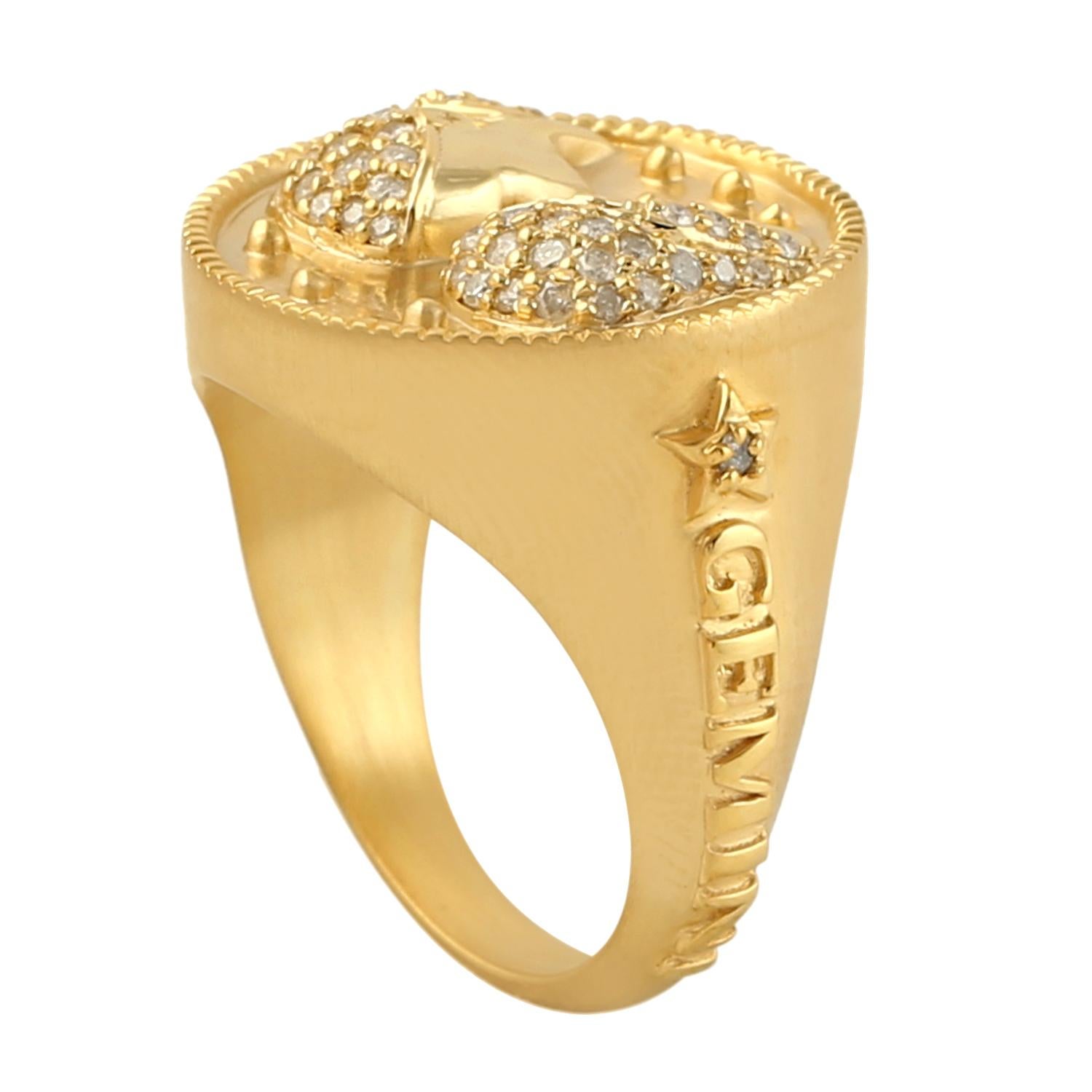 Women's 14k Gold Designer Ring With Pave-Set Of Diamonds For Sale