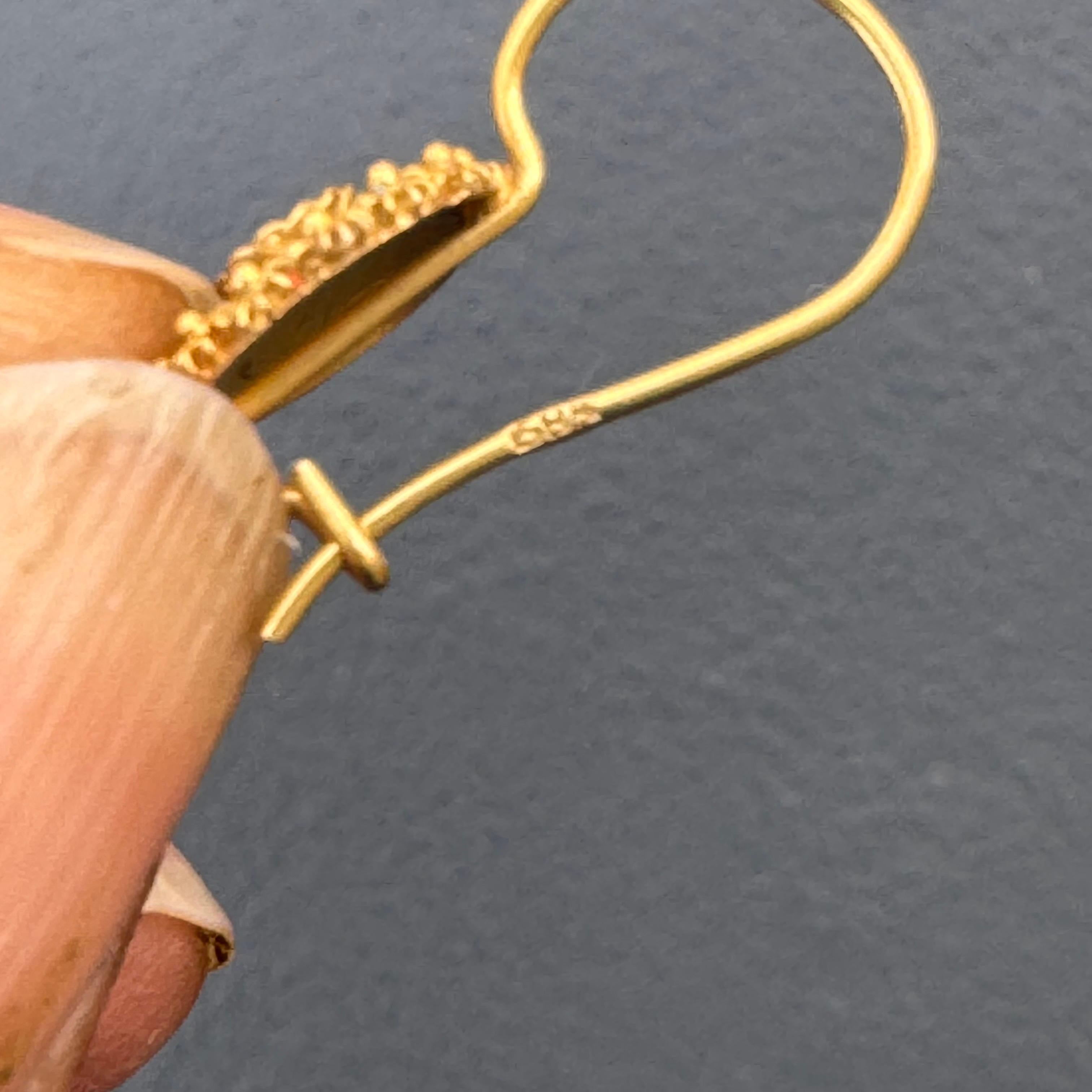 14kt gold filigree Torpedo dangle Earrings For Sale 3