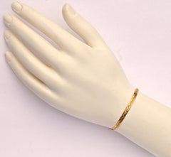 14K Gold Italy Herringbone Wave Design Chain Bracelet