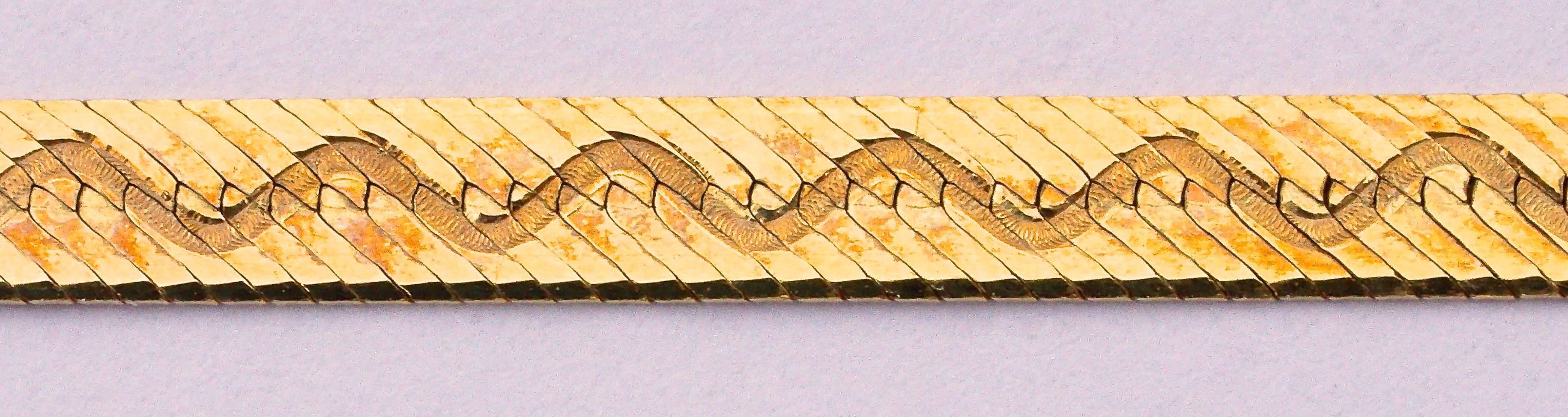  14K Gold Italy Herringbone Wave Design Chain Bracelet 2