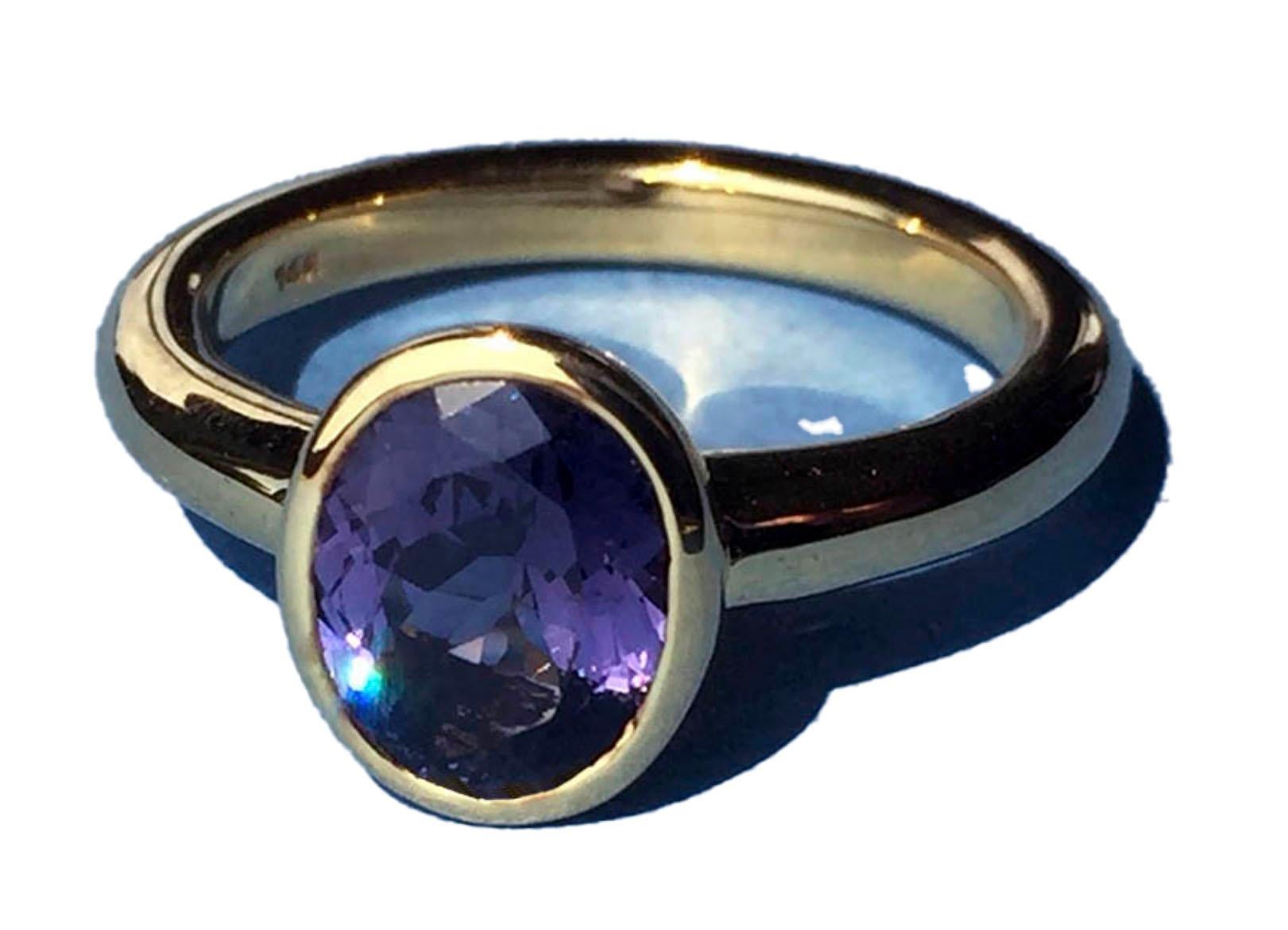 Women's or Men's A Purple Spinel Ring set in 14kt Gold