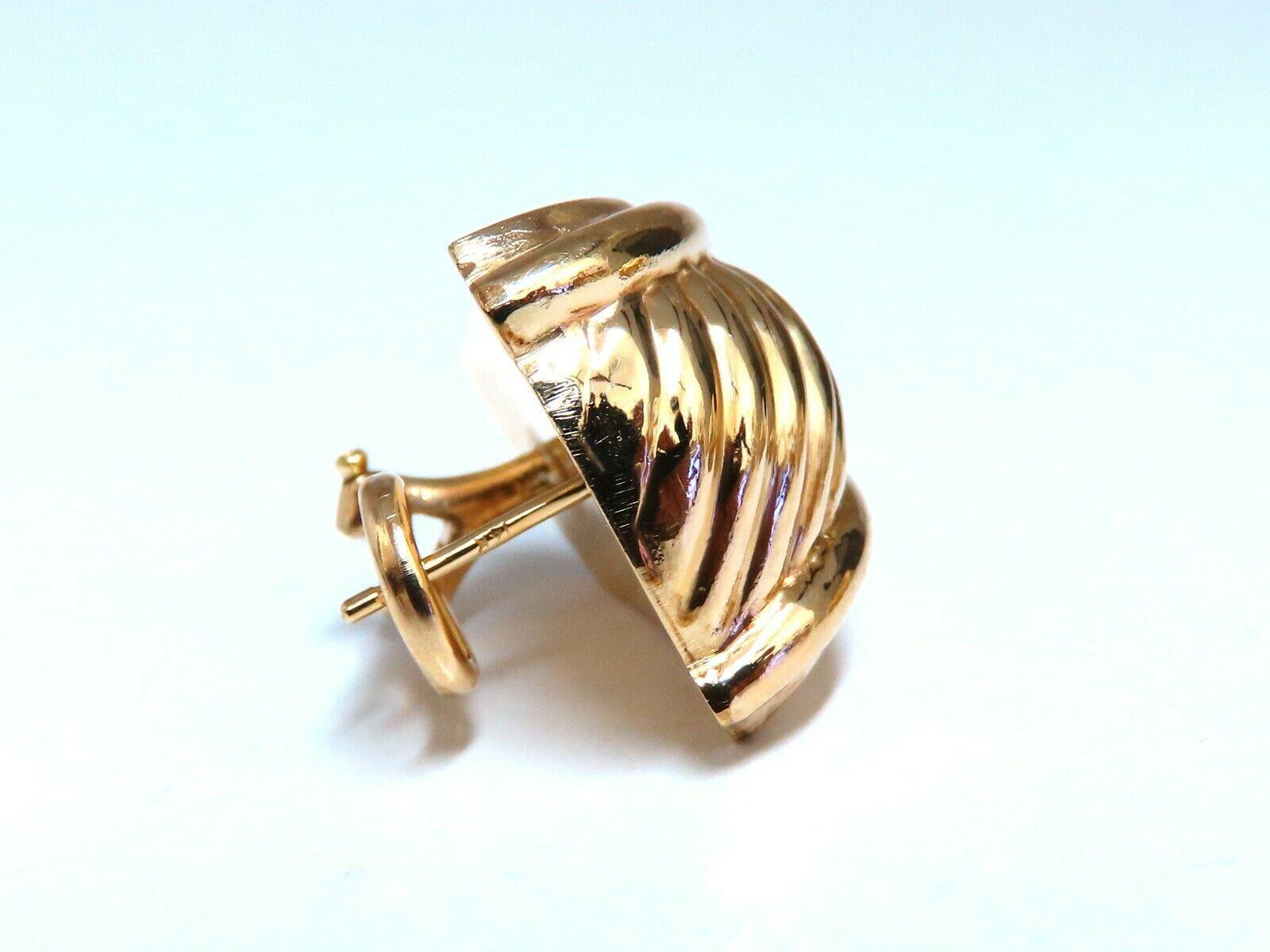 Clips d'oreilles en or 14 carats avec cadre en forme de rangée de lanières Neuf - En vente à New York, NY