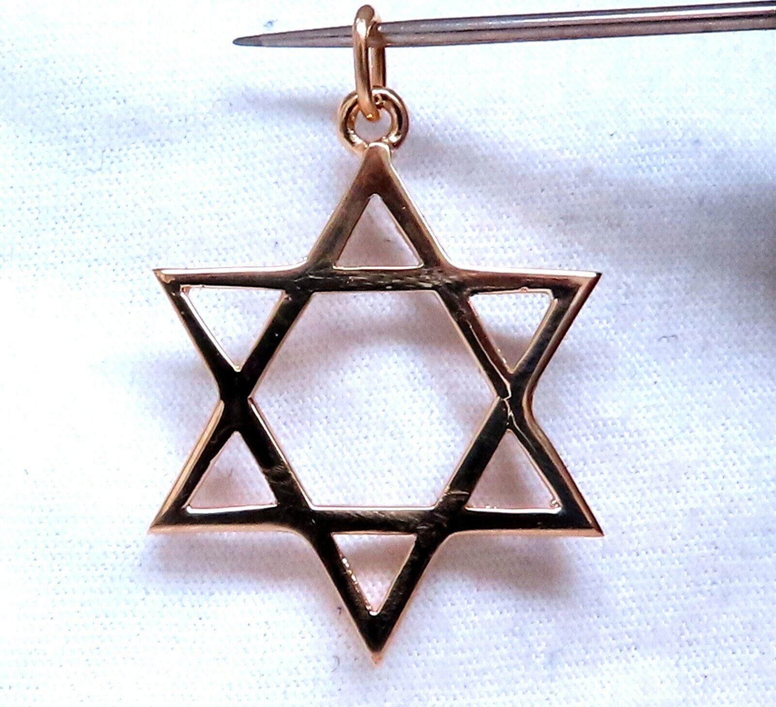 14 Karat Gold Star of David Charm Pendant In New Condition For Sale In New York, NY