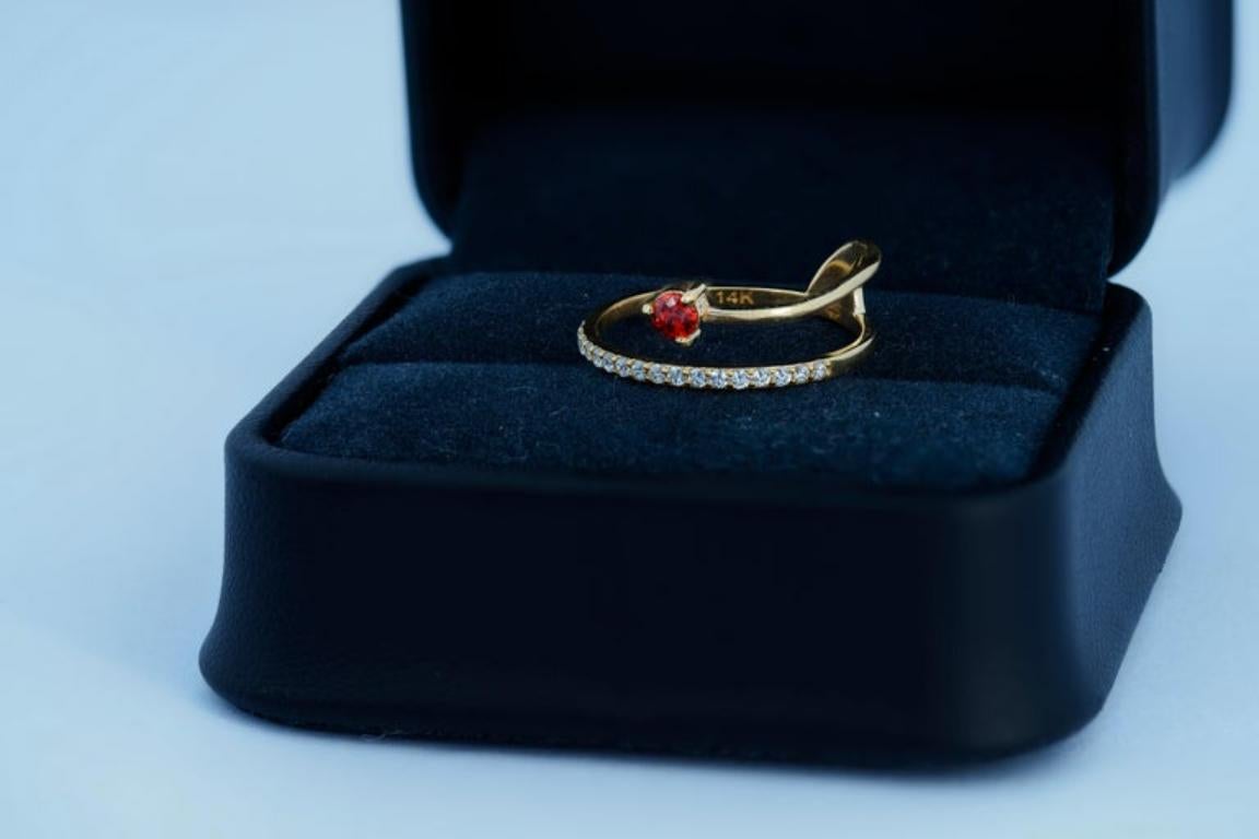 14kt Gold Swirl Engagement Ring 3