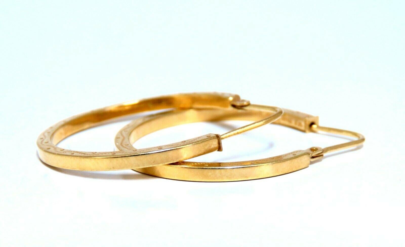 Women's or Men's 14Kt Gold Tubular Hoop Earrings Classic Diameter For Sale