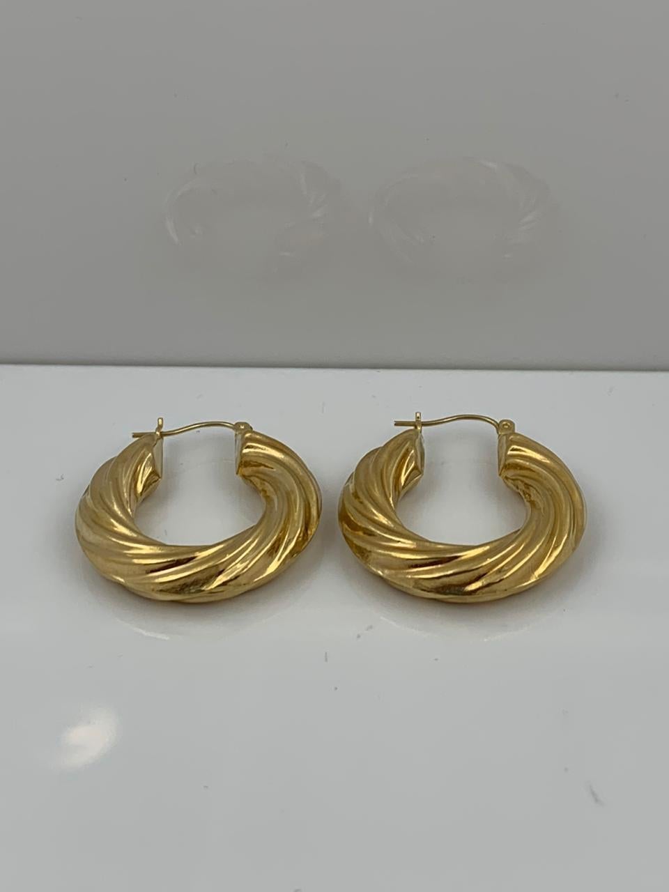 Women's 14 Karat Gold Twist Hoop Earrings, 4.9 Grams For Sale