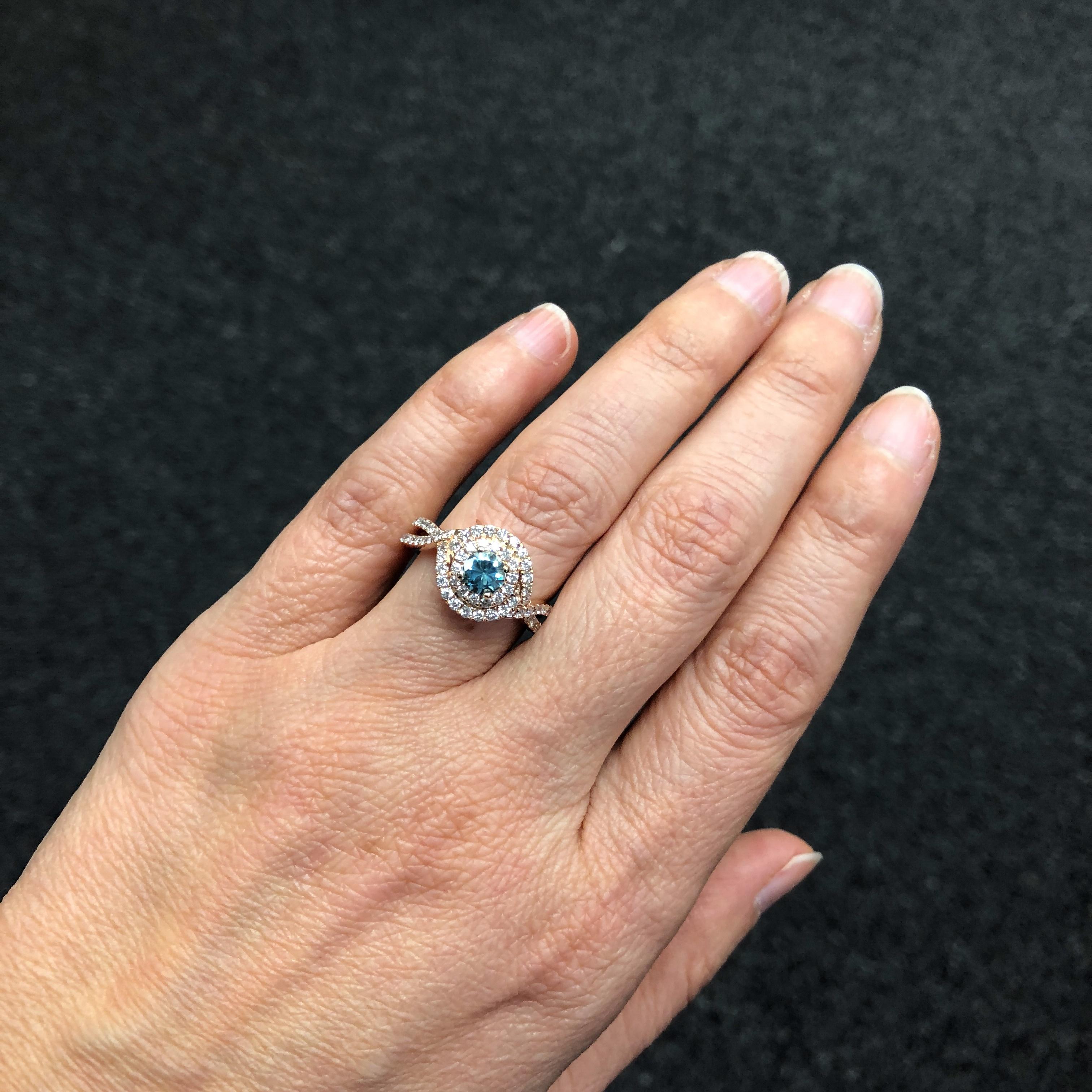 Halo-Ring, Levian, 0,72 Karat Blaubeer Zirkon und 1,00 Karat Diamant 2