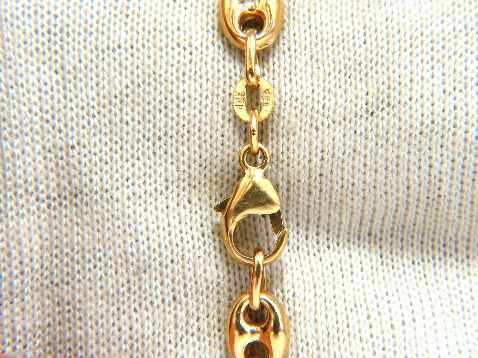 Mariner sailor link.

6mm wide bracelet.

14 karat yellow gold 6.9

Chain measure 7 inch

Secure lock