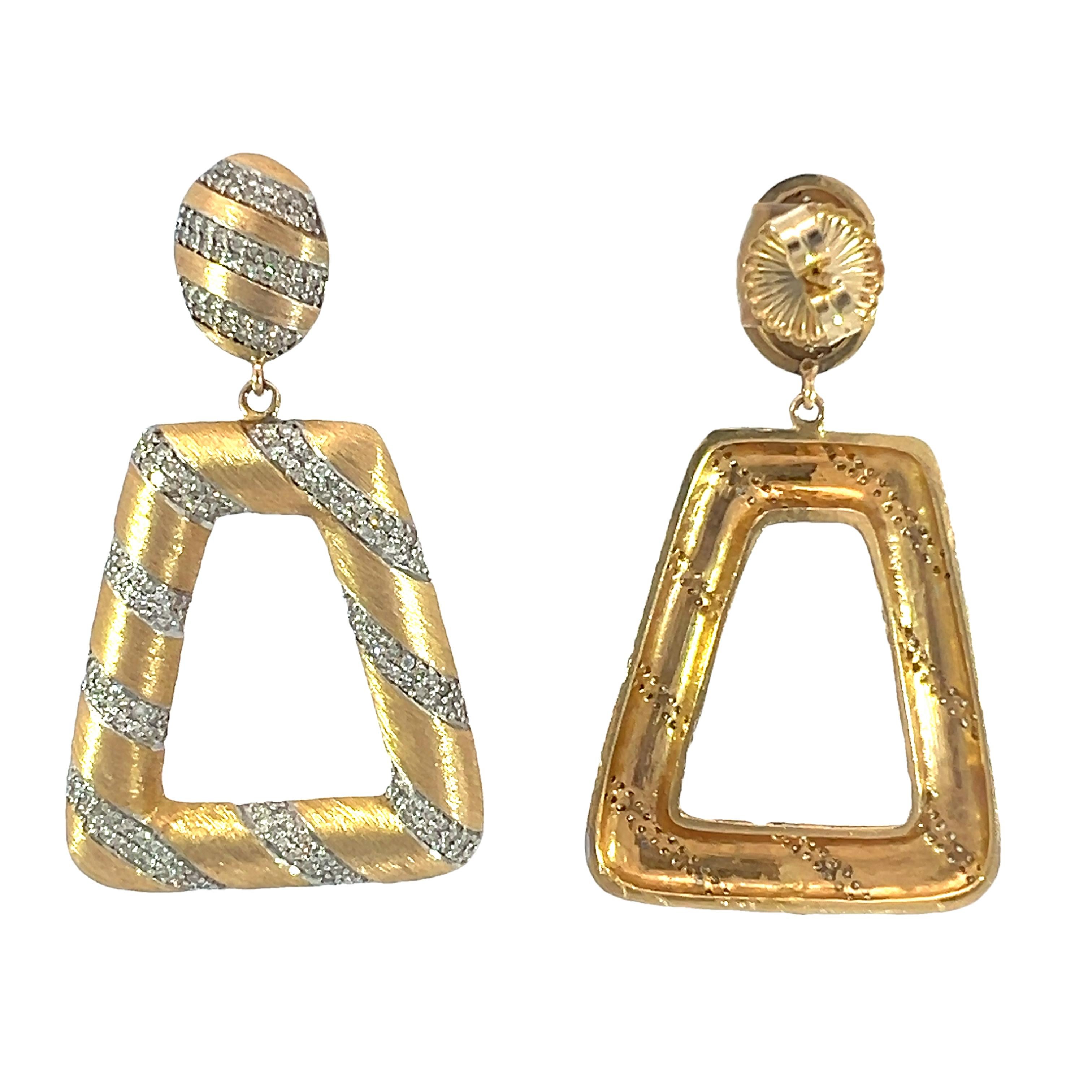14Kt natural diamond earrings For Sale 2