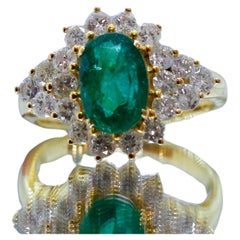 14kt Oval Emerald Ring