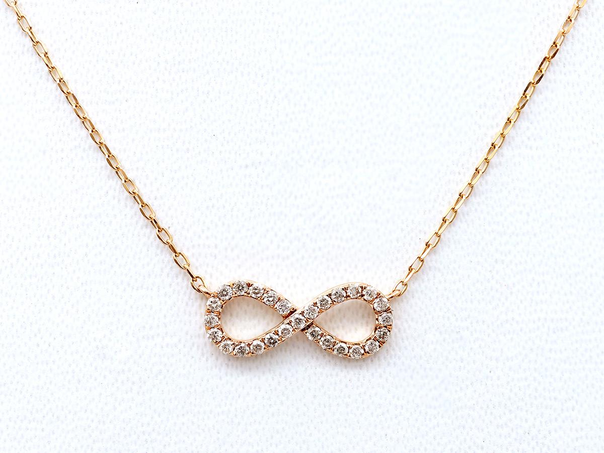 Contemporain Collier à pendentif infini en or rose 14KT et diamants en vente