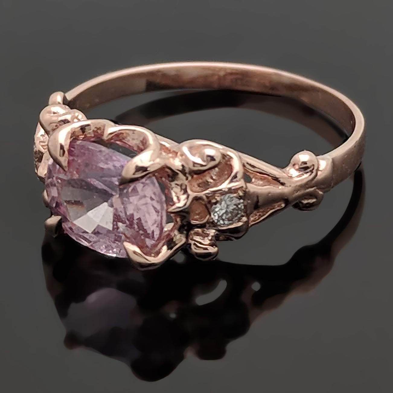 14 Karat Rose Gold Pink Sapphire and Diamond Ring In New Condition For Sale In Los Angeles, CA