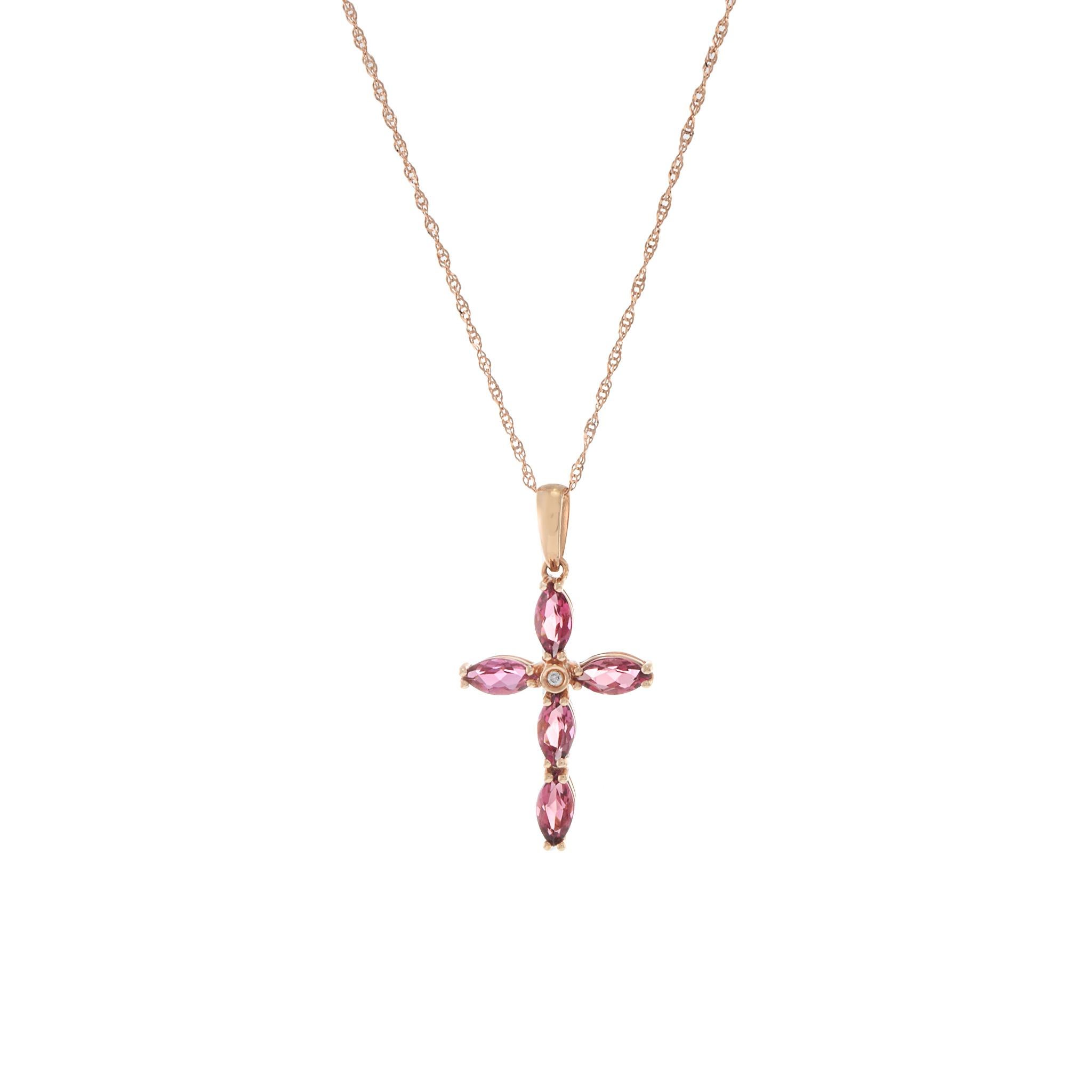 Questa lussuosa collana è una testimonianza di alta qualità artigianale e di materiali, con una miscela unica di oro rosa 14KT, un totale di 1,33 carati di tormalina rosa taglio marquise e uno scintillante diamante taglio rotondo come centro. La