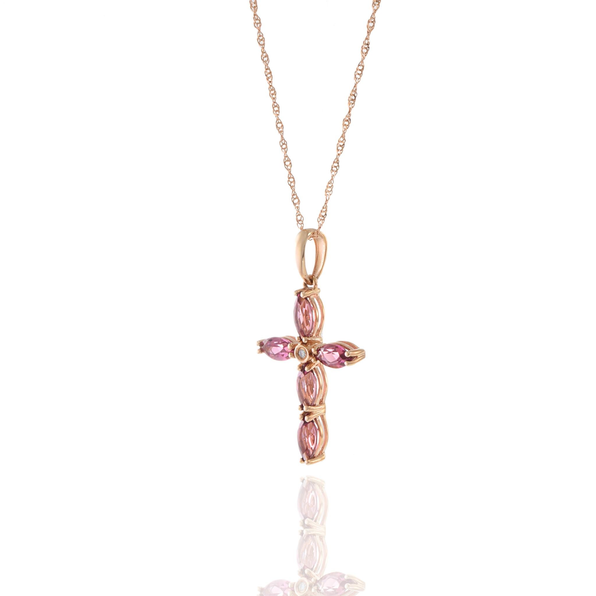 Taglio marquise Collana a croce in oro rosa 14KT con tormalina rosa e diamanti in vendita