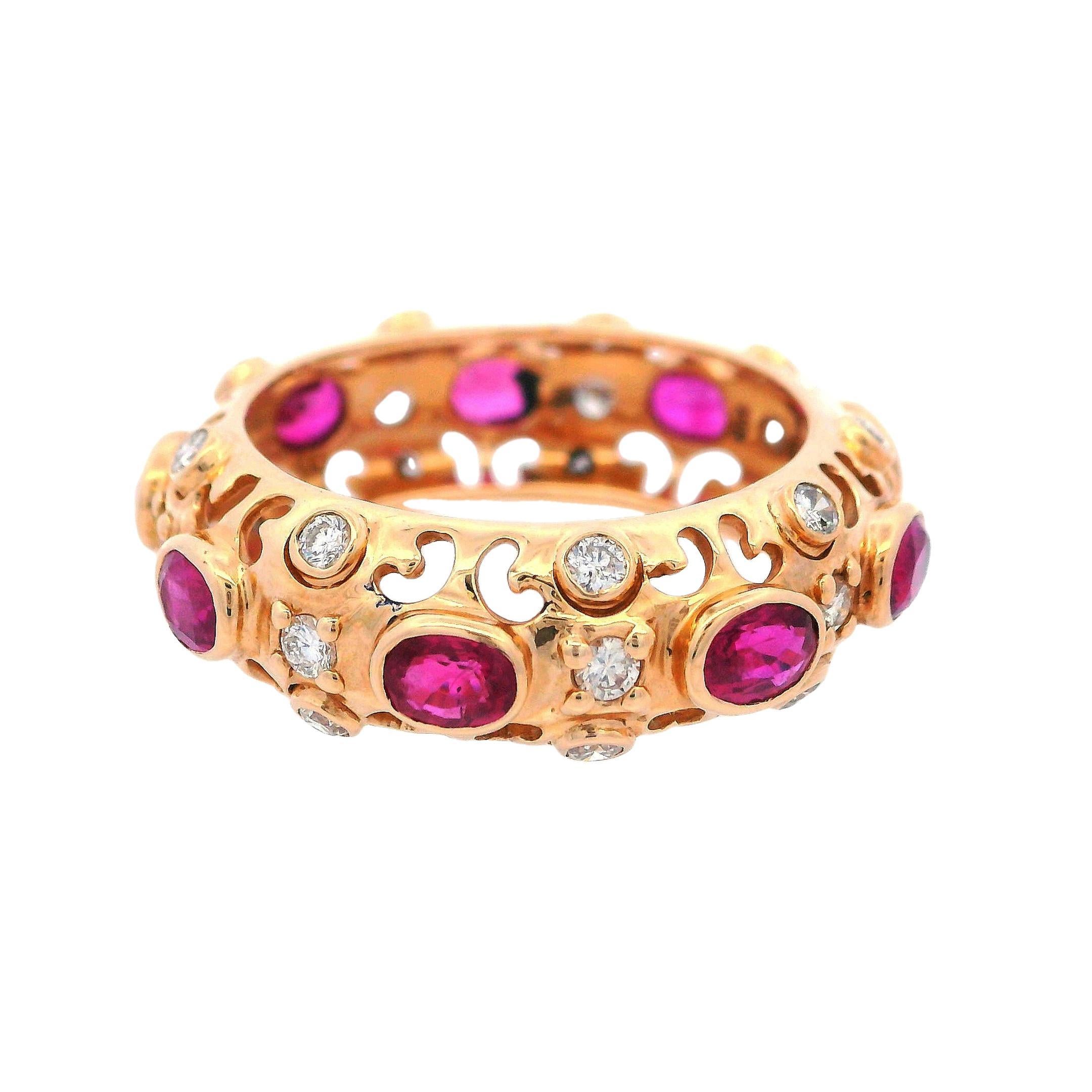 Contemporary 14kt Rose Gold Ring with BURMA Rubies and Diamonds with Certificate For Sale