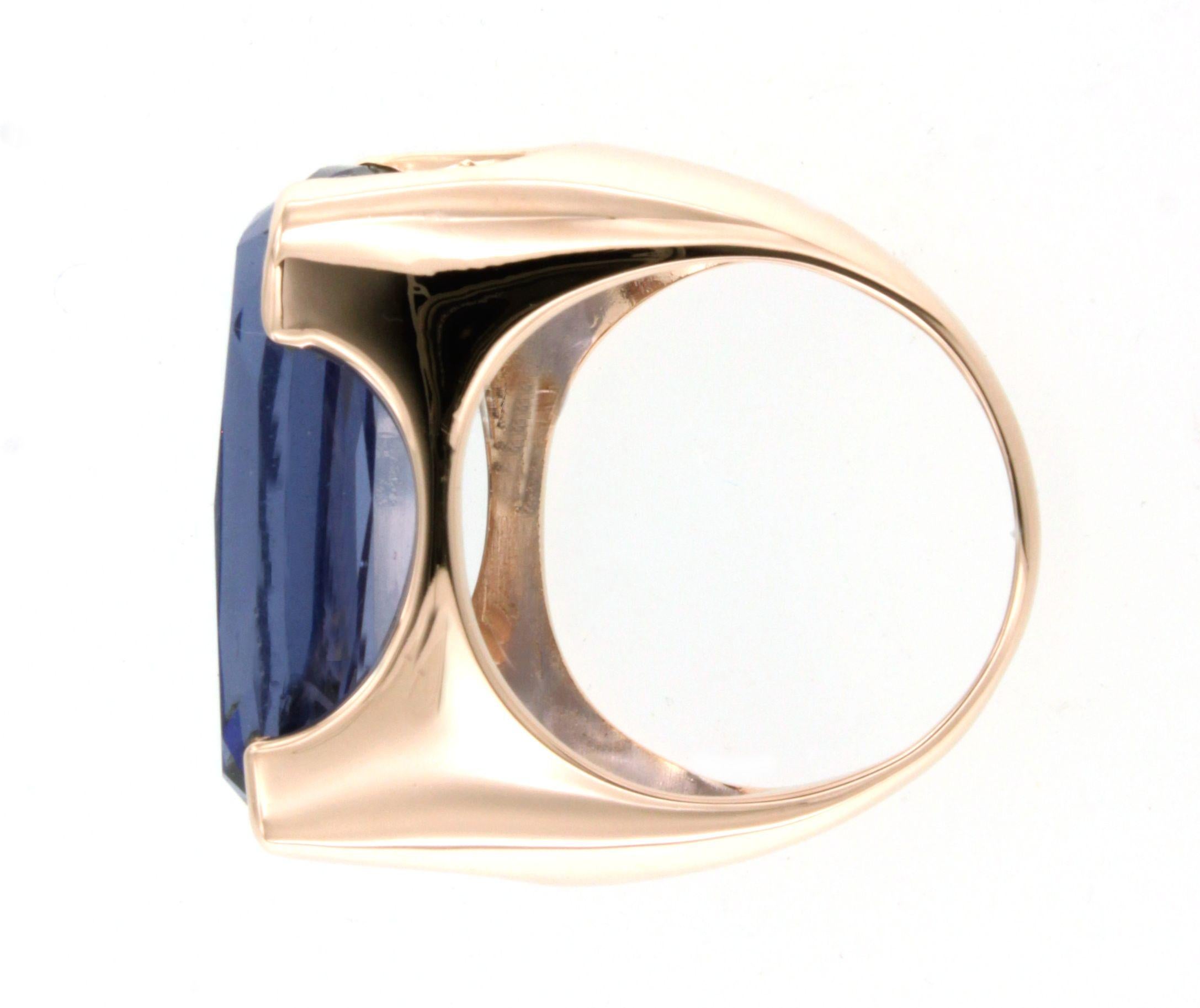 14 Karat Roségold  Stein Blauer Londoner Quarz Moderner erstaunlicher Mode Cocktail-Ring im Zustand „Neu“ im Angebot in GALLARATE, IT